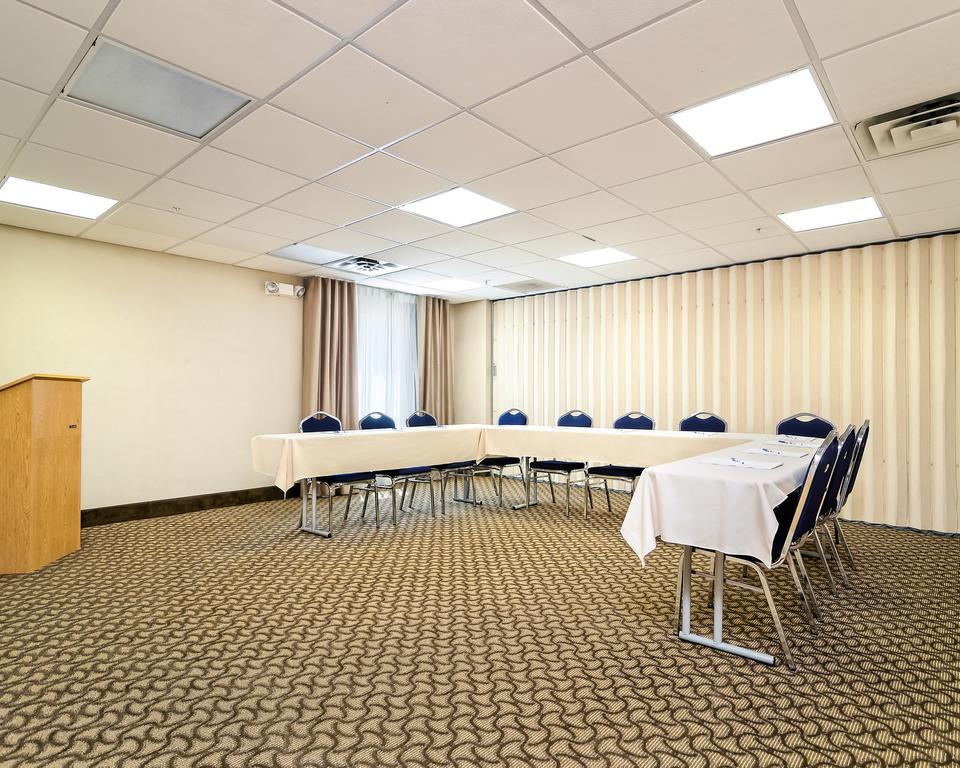 Comfort Inn & Suites Ponca City Near Marland Mansion