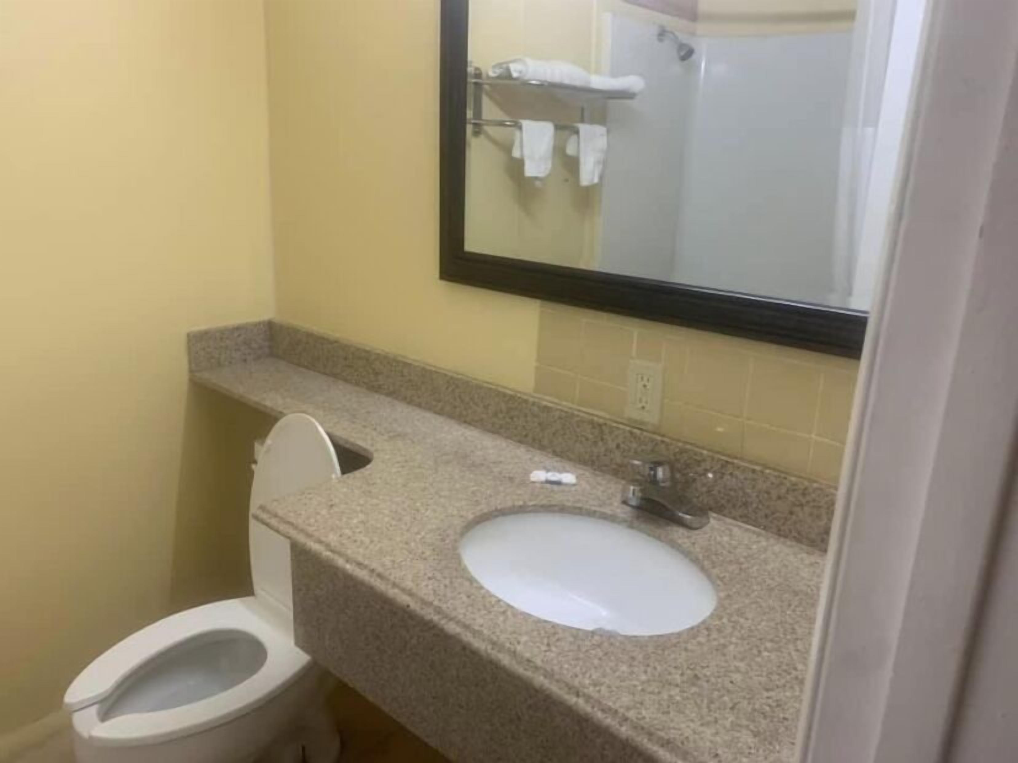 Economy Inn
