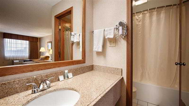 SureStay Plus Hotel by Best Western Poteau
