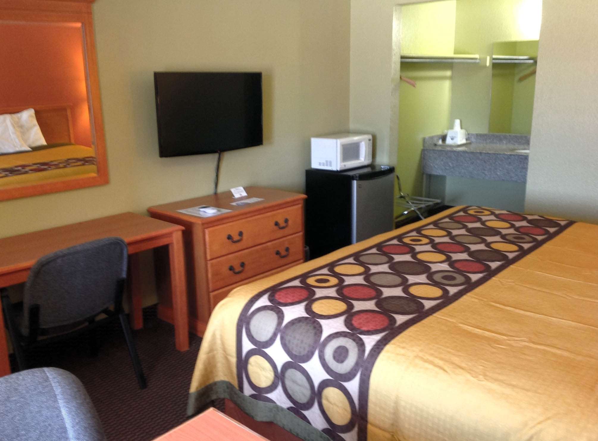 Americas Best Value Inn Pryor