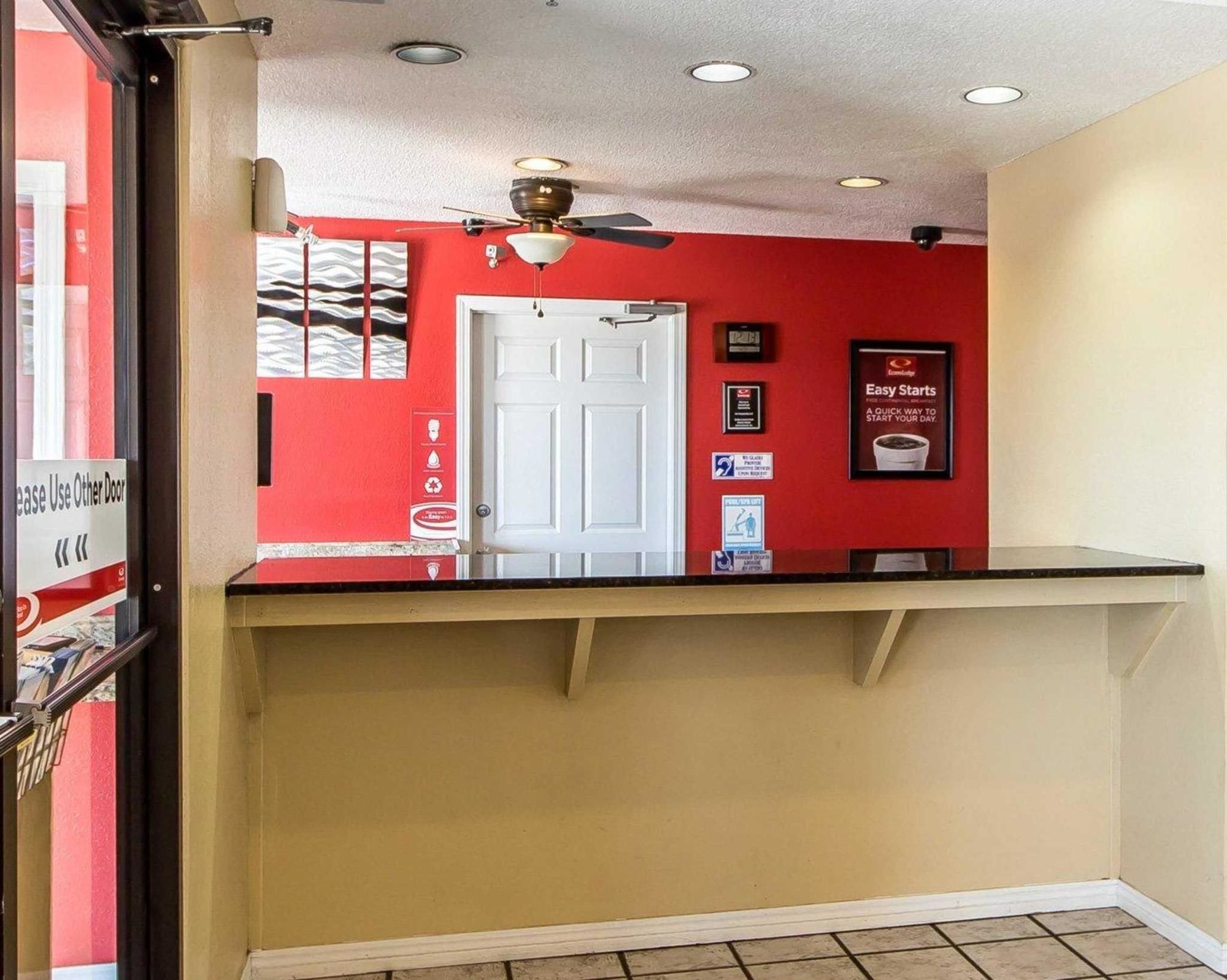 Econo Lodge