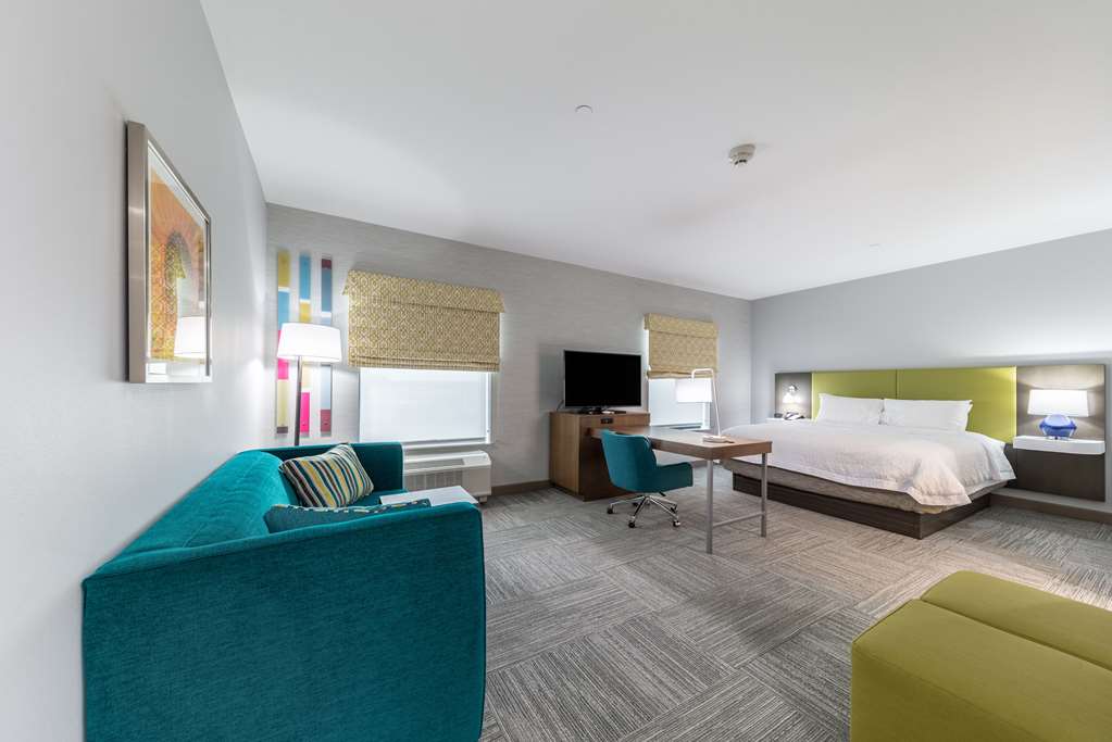Hampton Inn & Suites Pryor