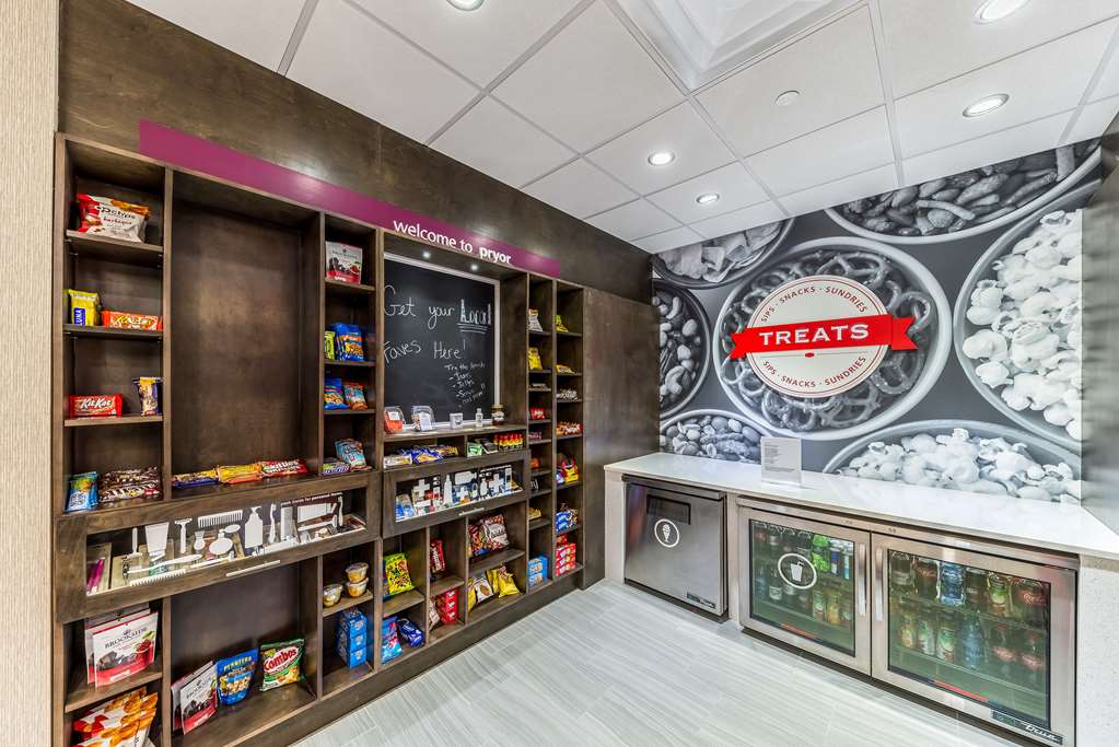 Hampton Inn & Suites Pryor