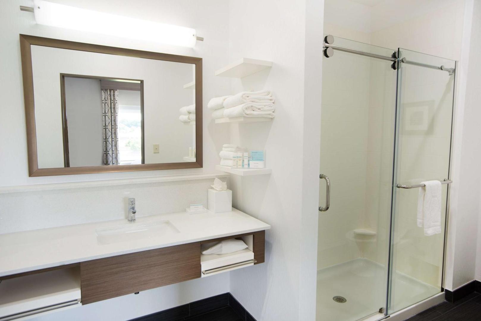 Hampton Inn & Suites Stillwater West