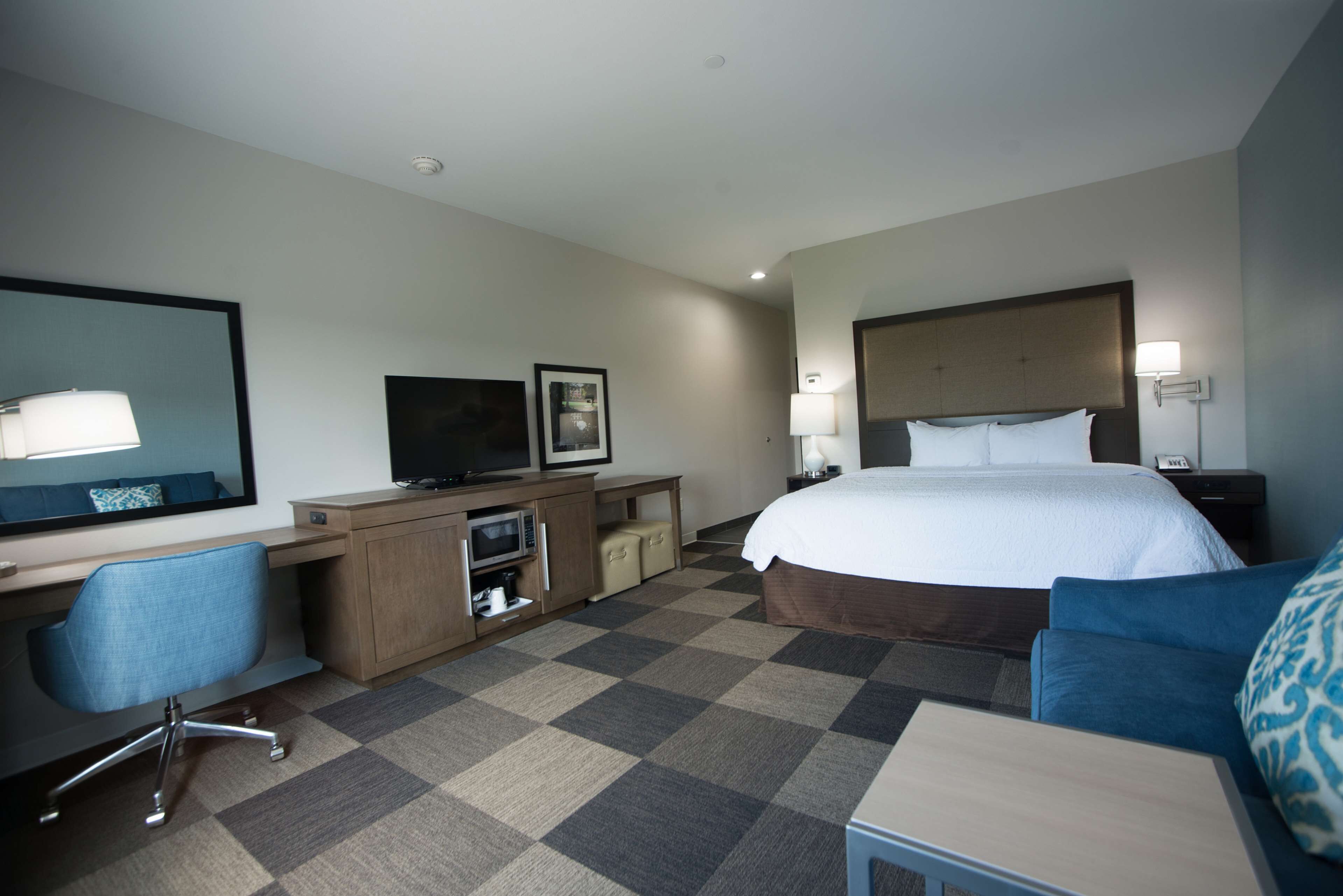 Hampton Inn & Suites Stillwater West