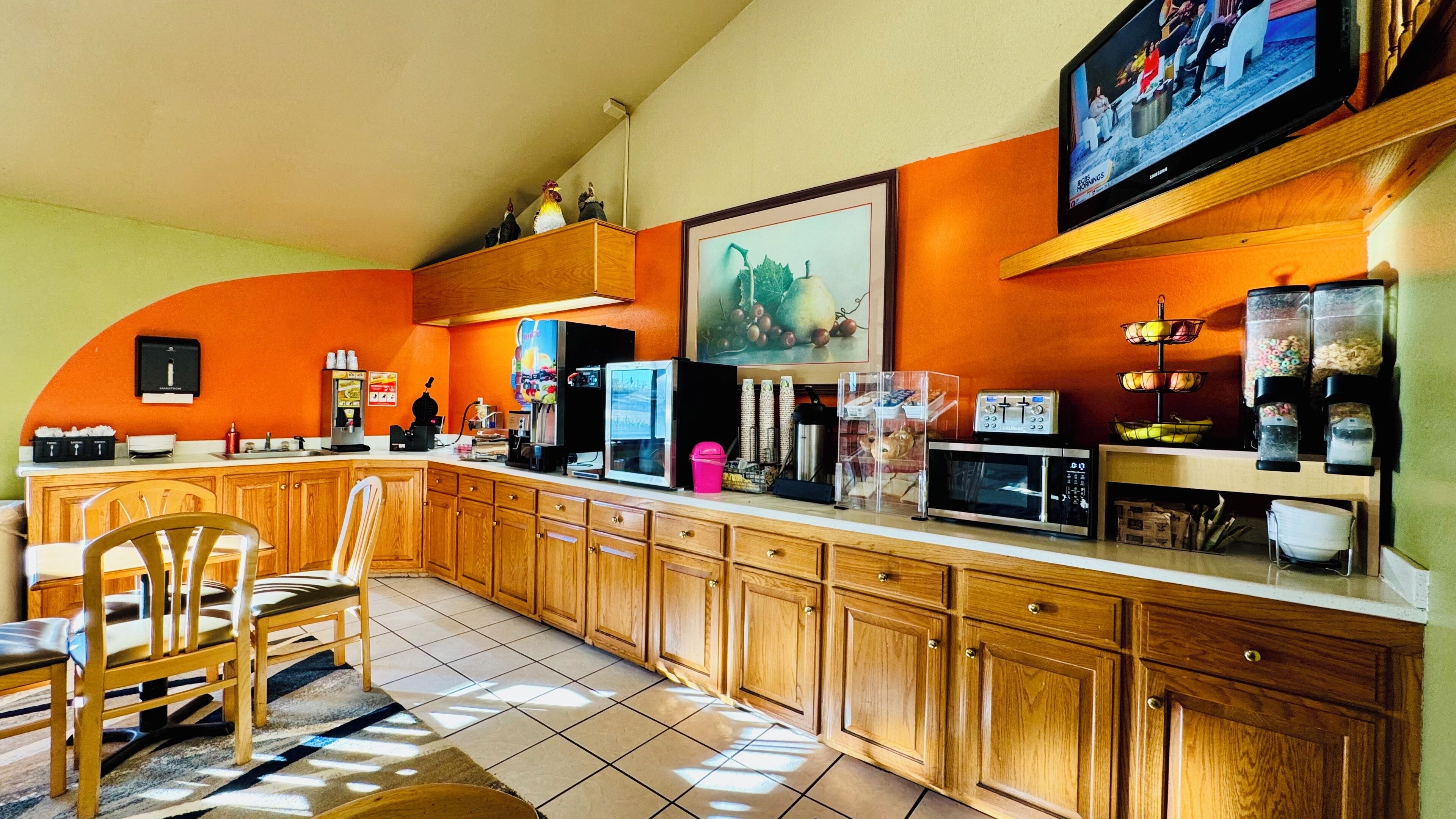 Regency Inn & Suites
