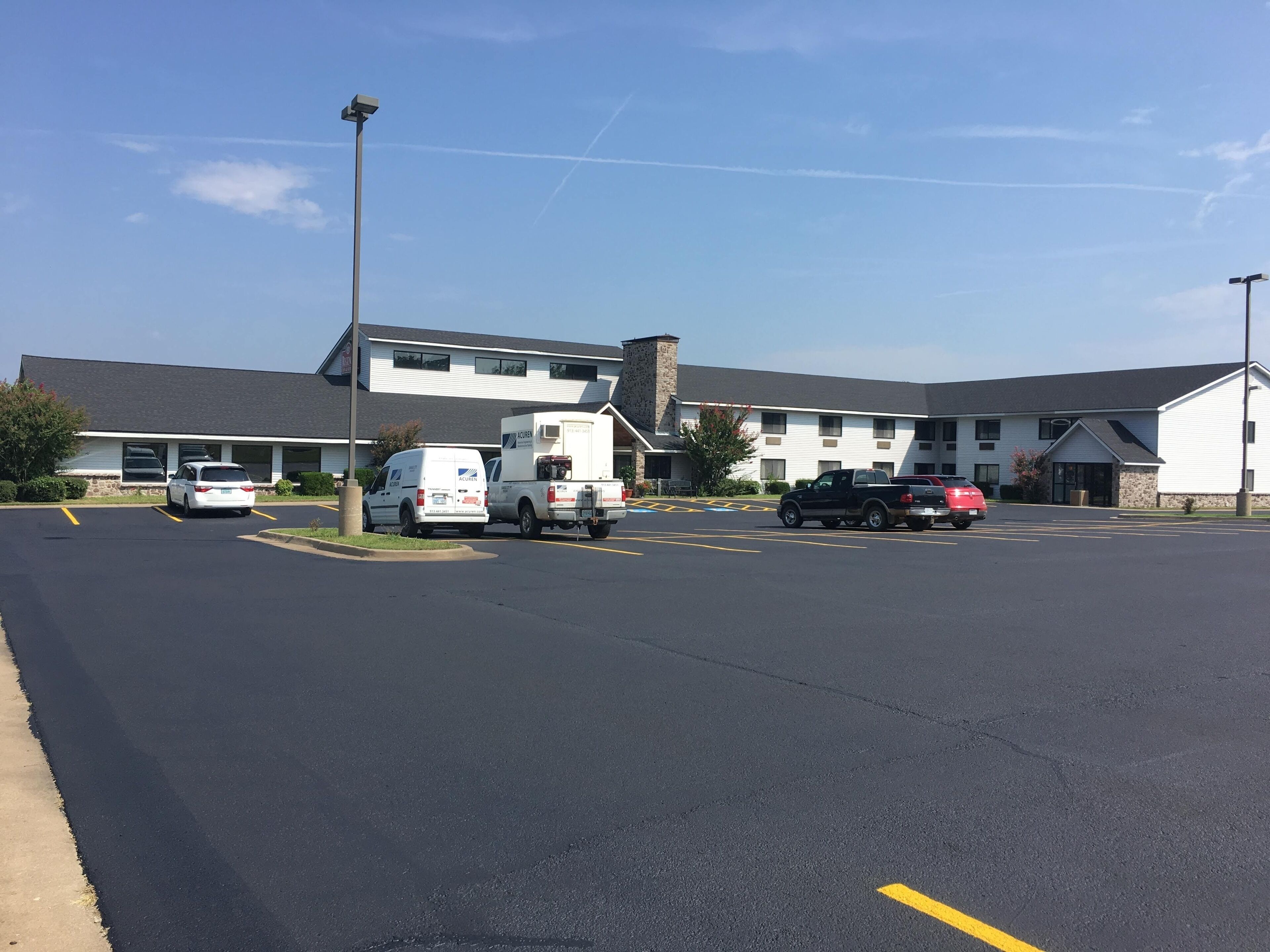 Regency Inn & Suites