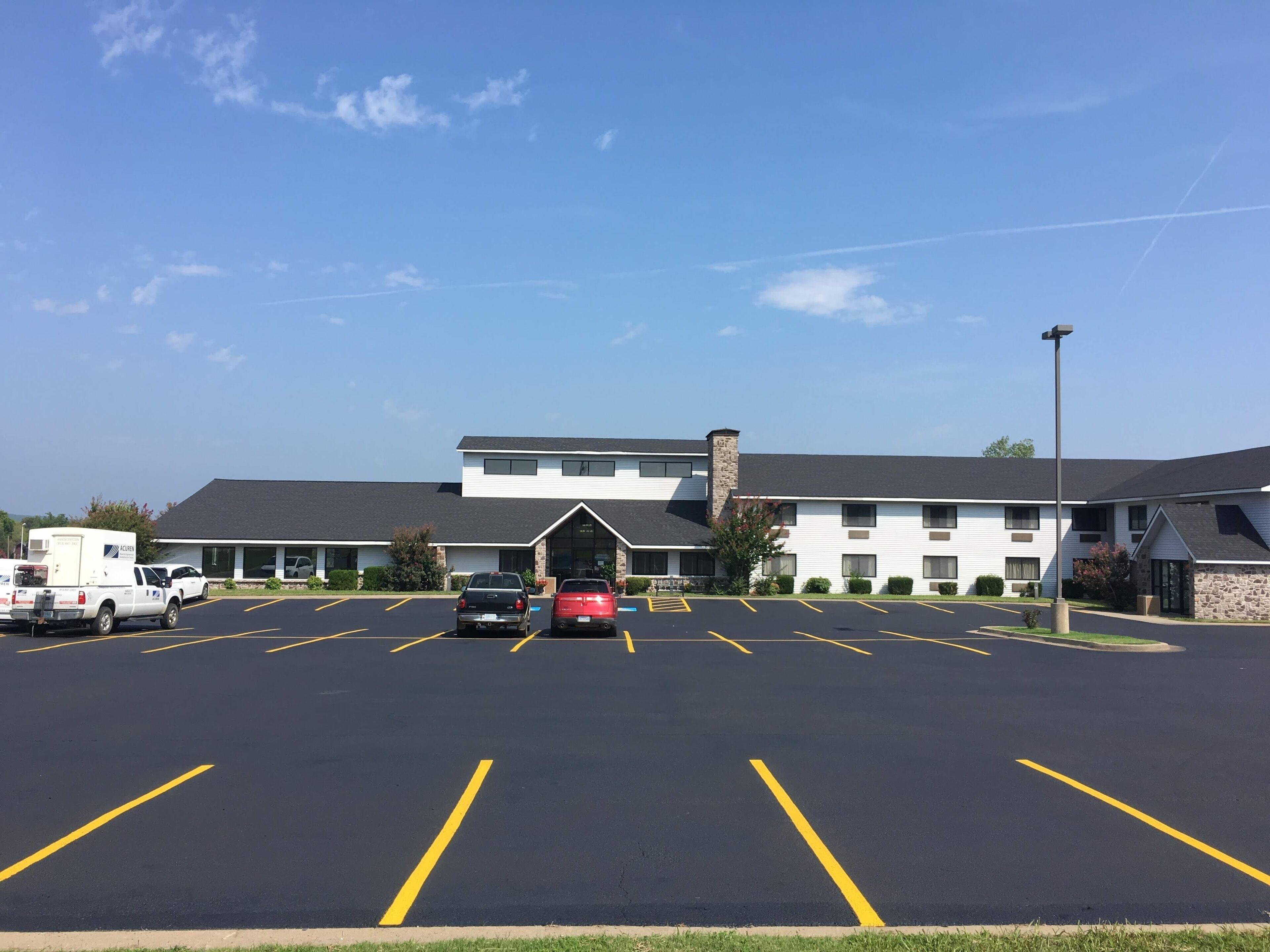 Regency Inn & Suites