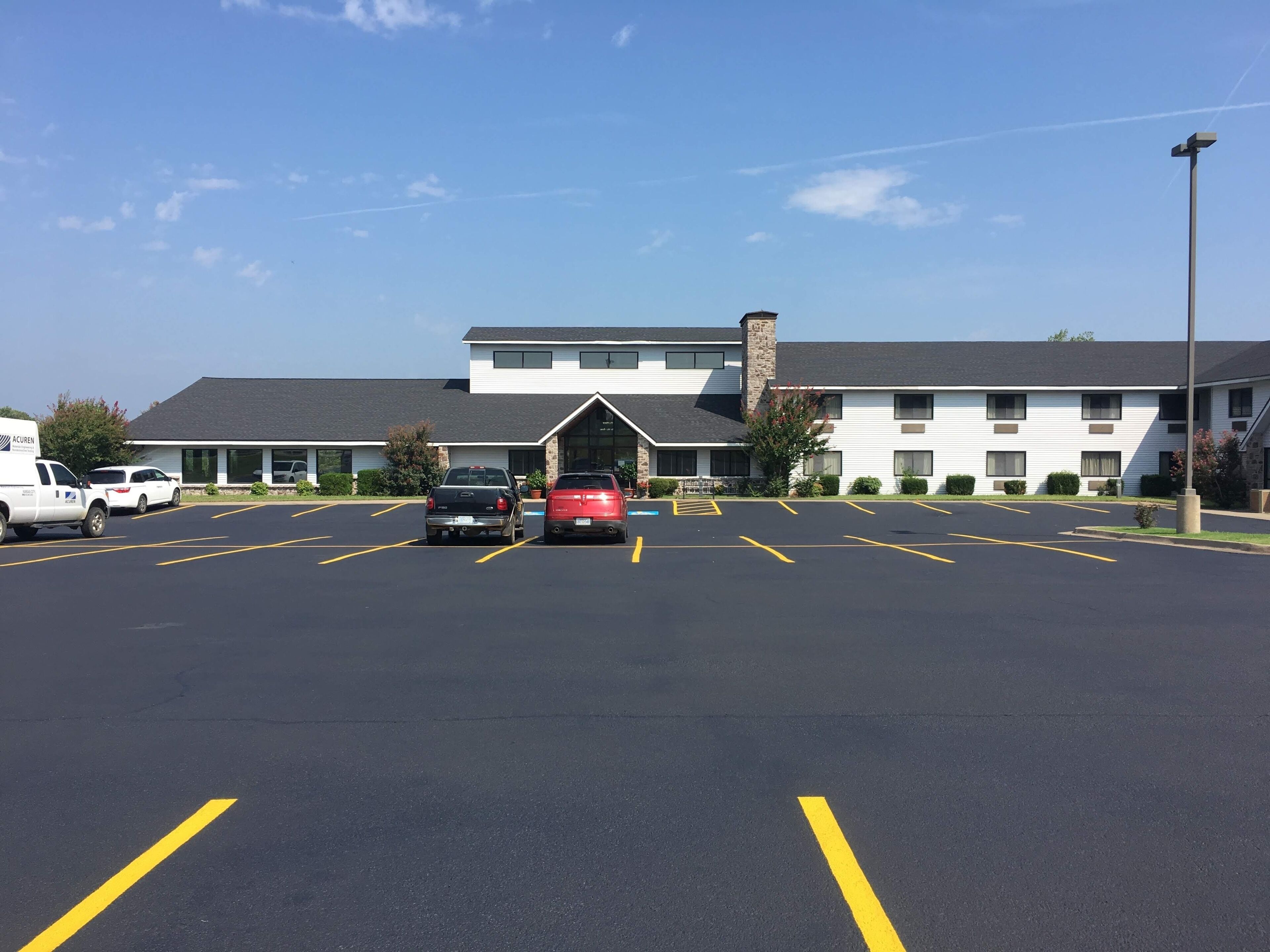 Regency Inn & Suites