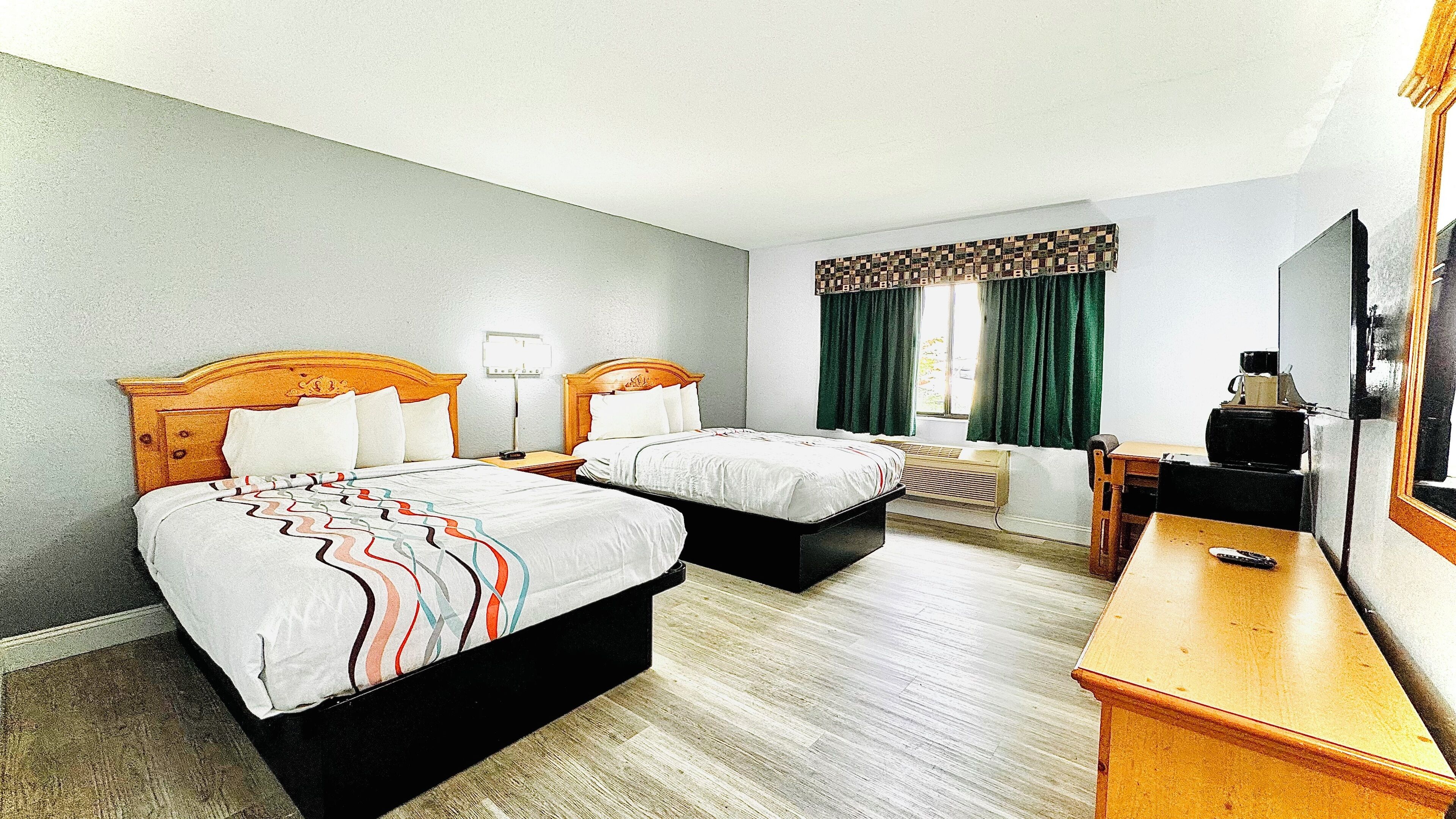 Regency Inn & Suites