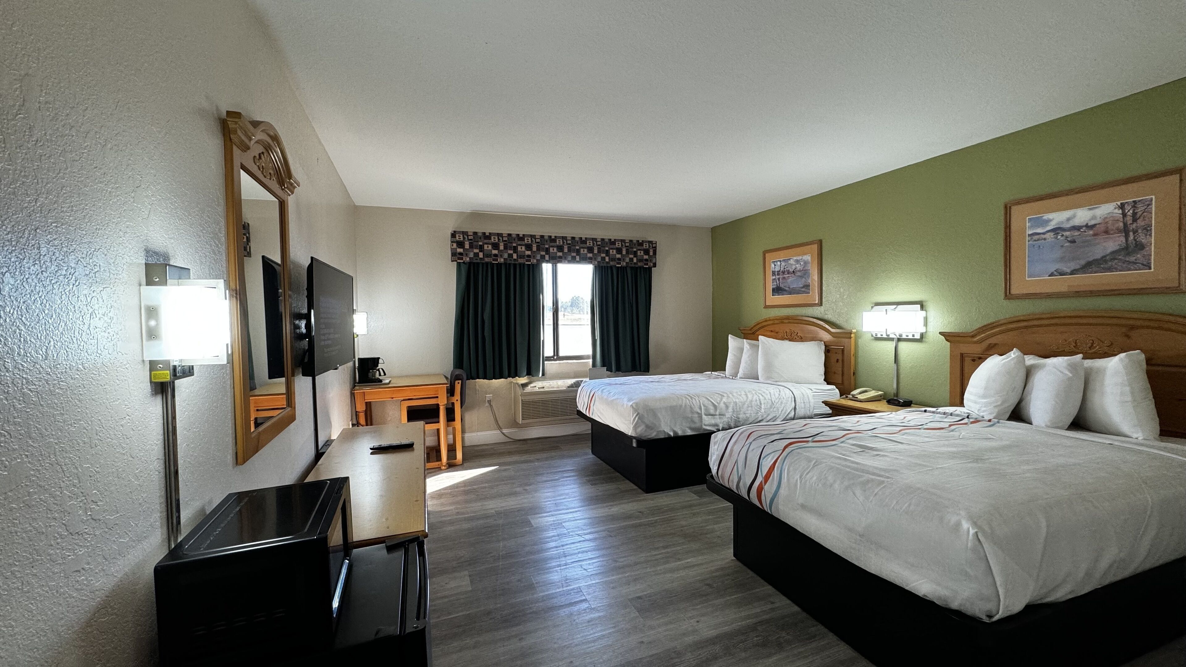 Regency Inn & Suites