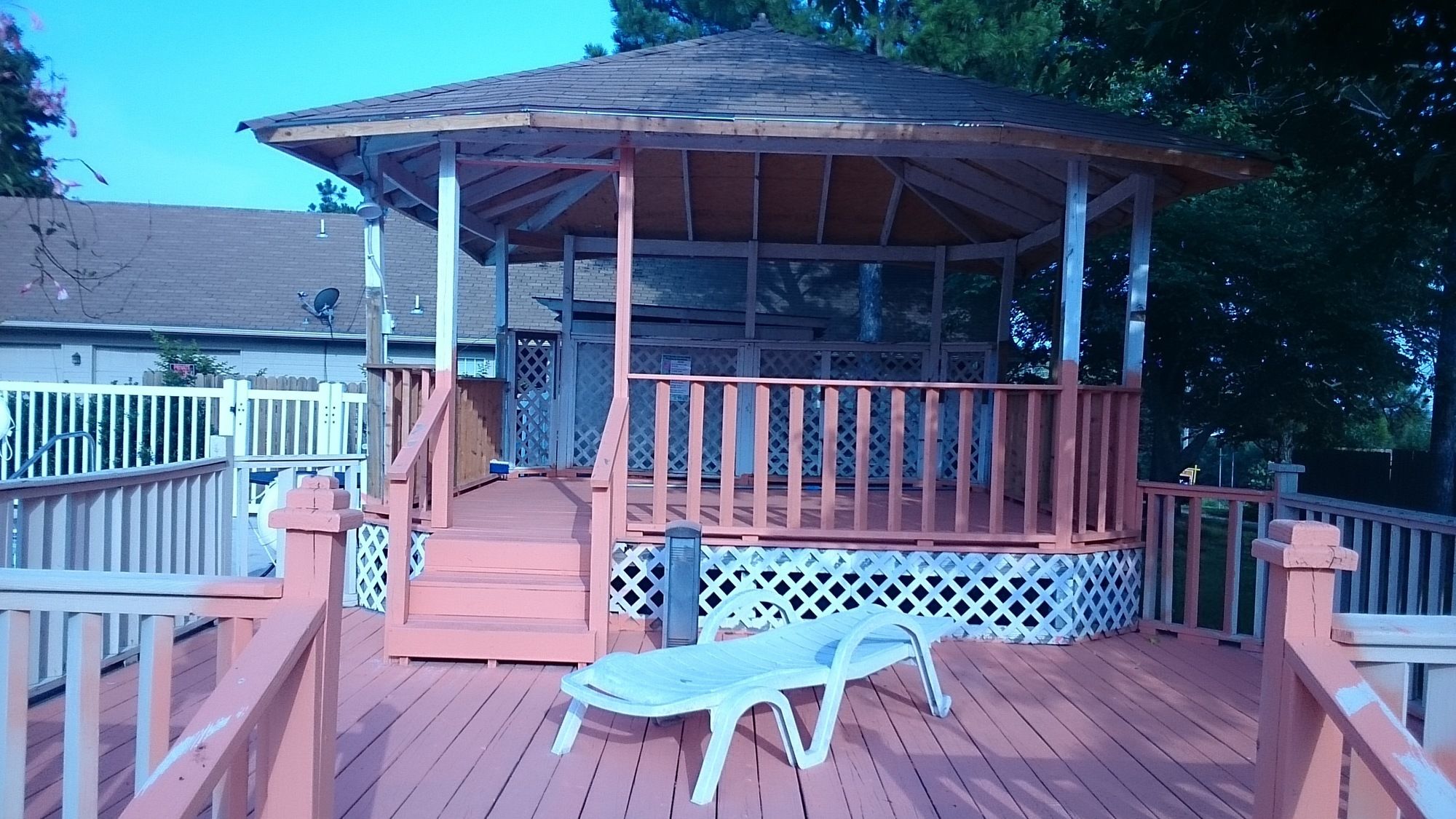 Oak Hill Inn & Suites