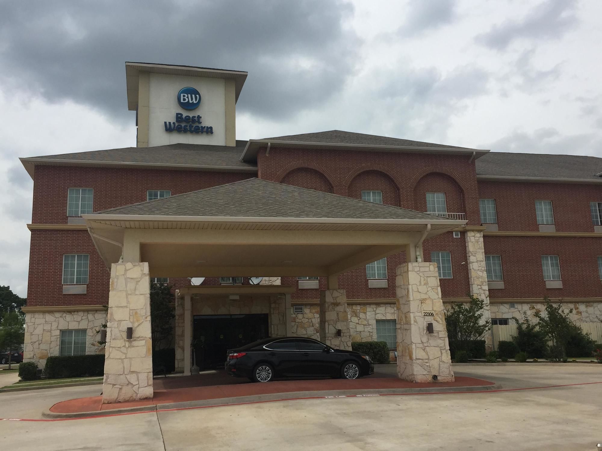 Best Western Red River Inn & Suites