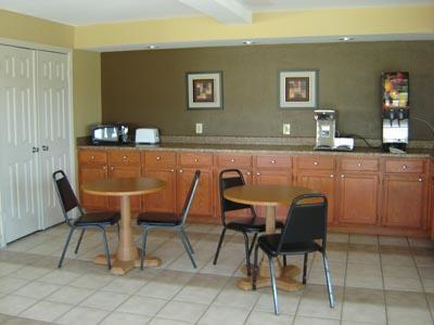 OYO Hotel Tulsa International Airport