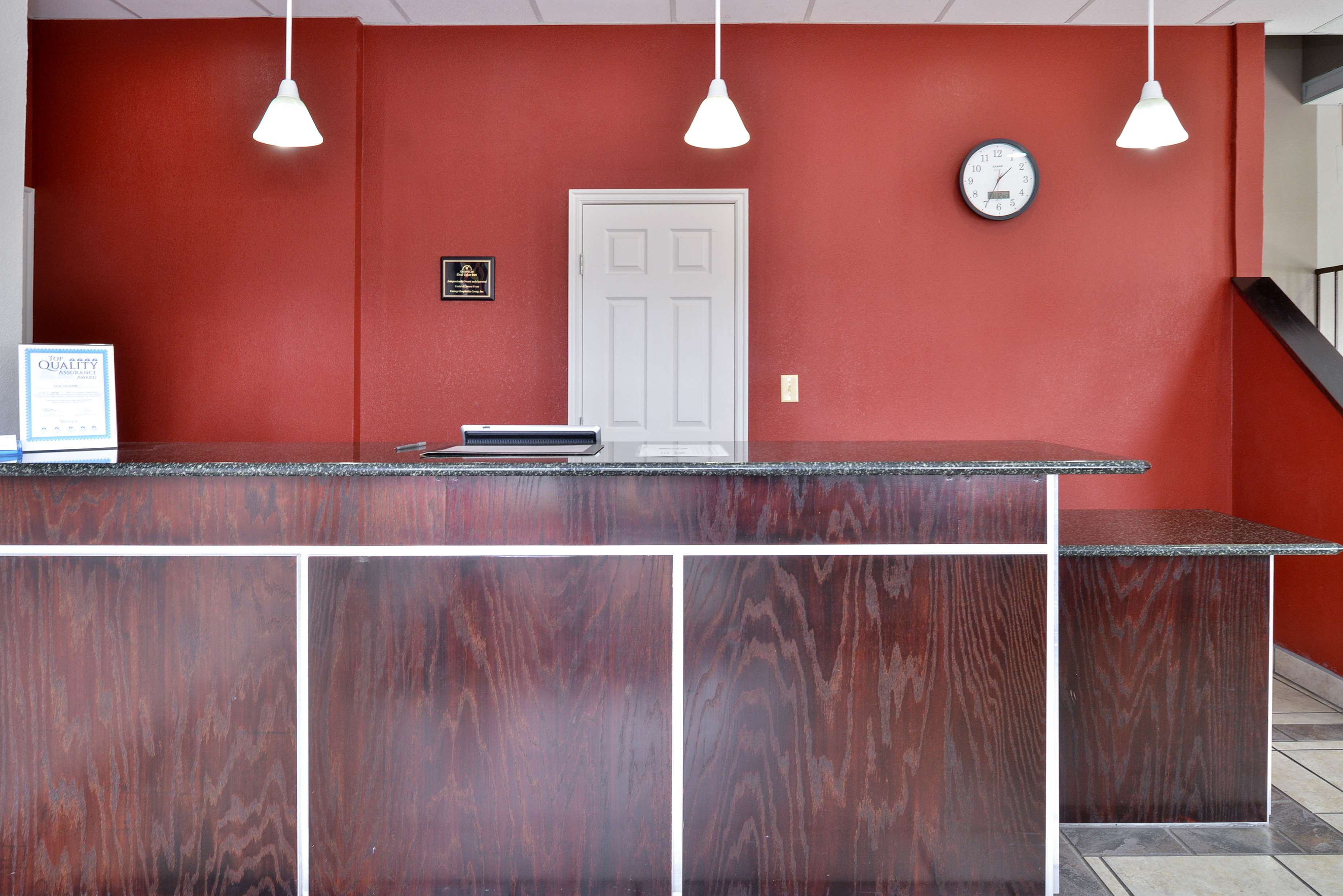 Americas Best Value Inn - Tulsa West (i-44)