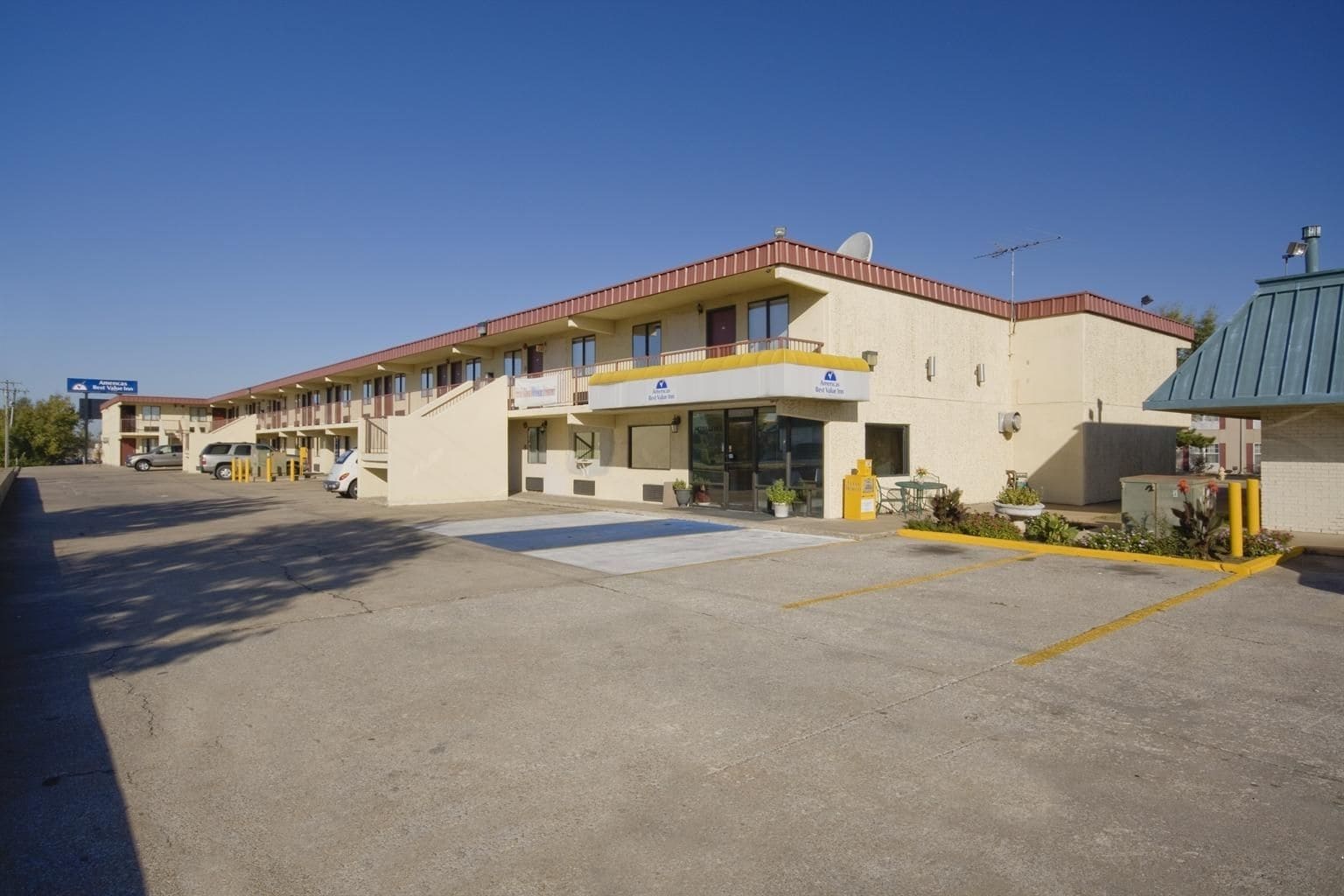 OYO Hotel Tulsa International Airport