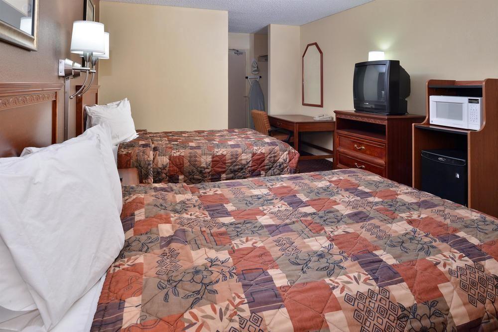Americas Best Value Inn - Tulsa West (i-44)