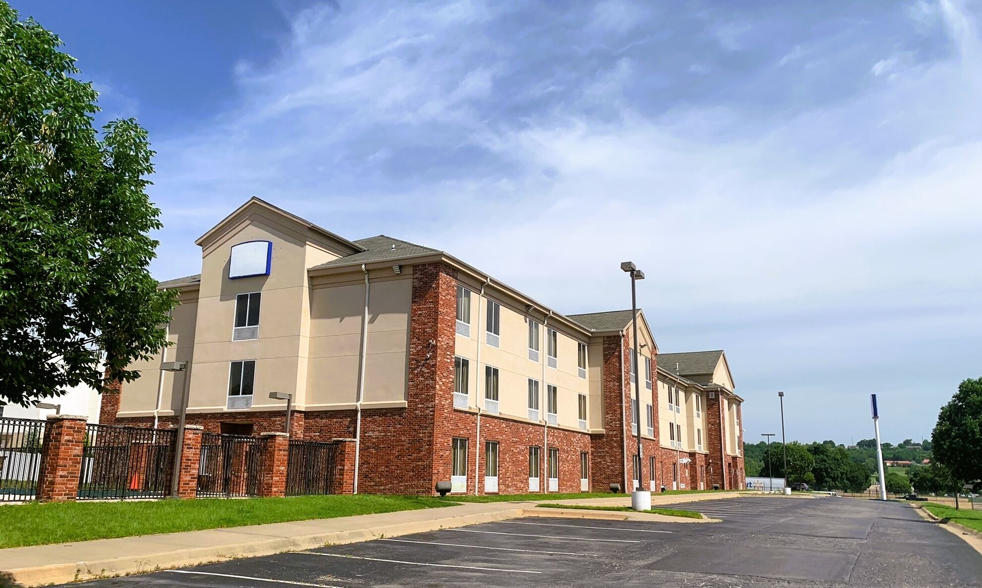 Spark by Hilton Catoosa Tulsa