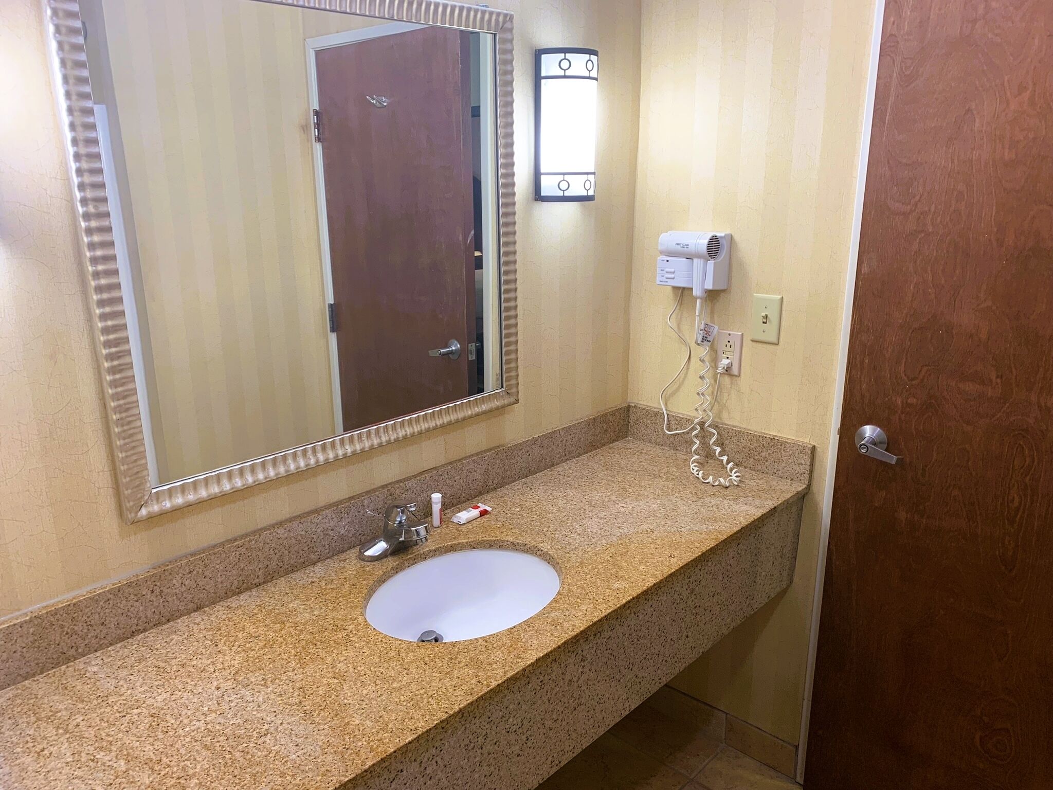 Spark by Hilton Catoosa Tulsa