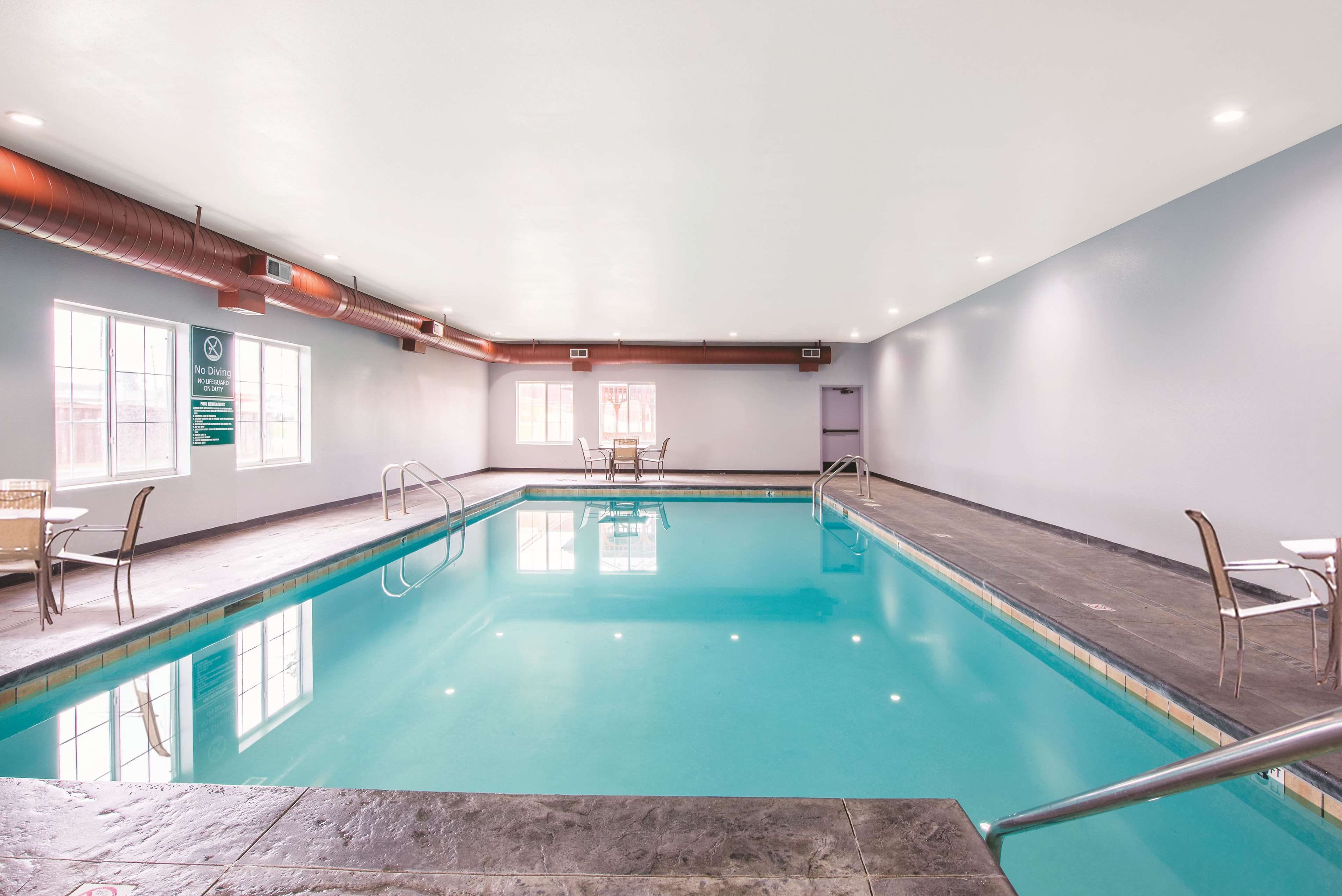 La Quinta Inn & Suites by Wyndham Tulsa Airpt / Expo Square