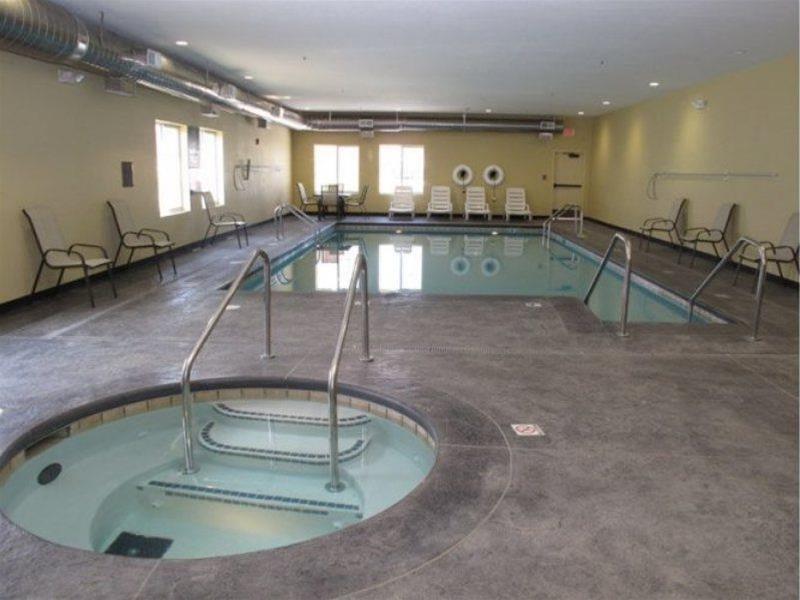 La Quinta Inn & Suites by Wyndham Tulsa Airpt / Expo Square