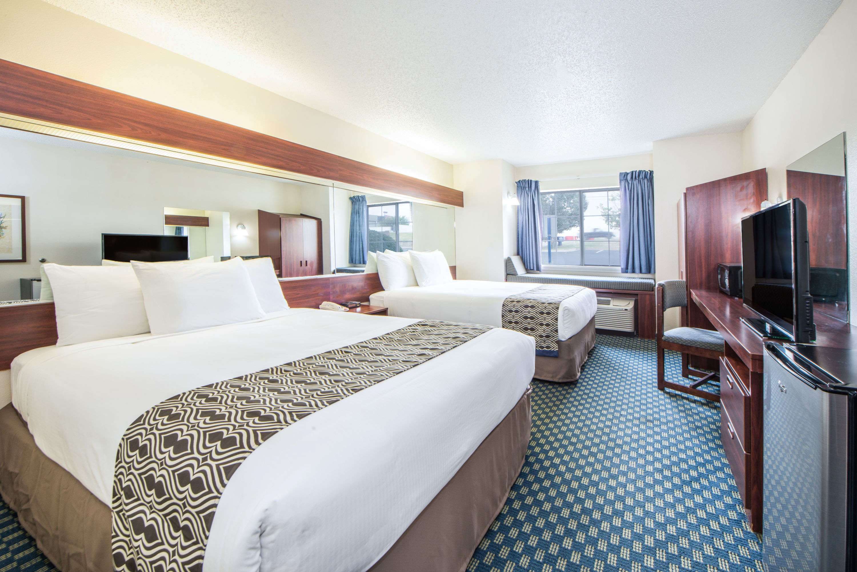 Microtel Inn & Suites by Wyndham Tulsa East