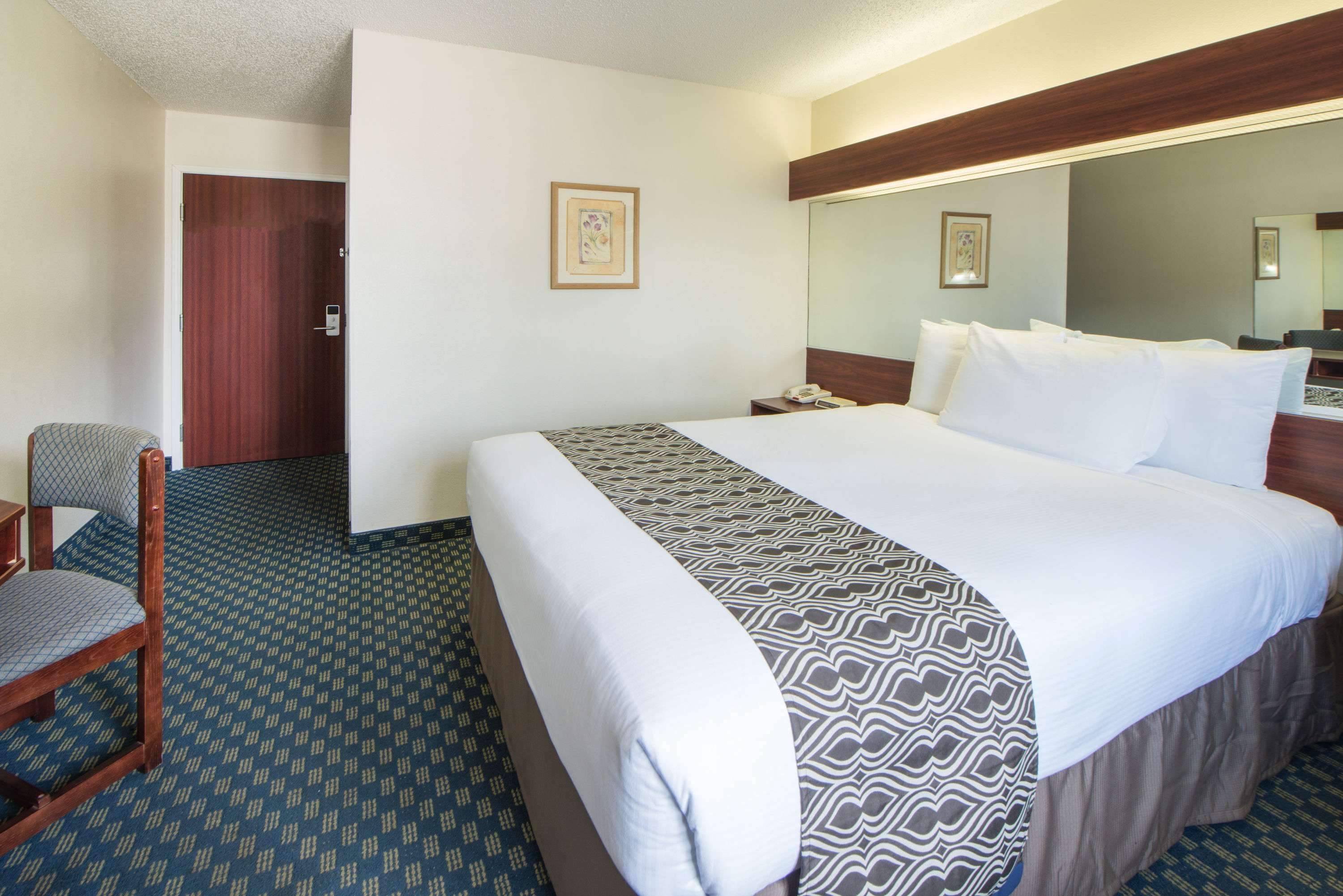 Microtel Inn & Suites by Wyndham Tulsa East