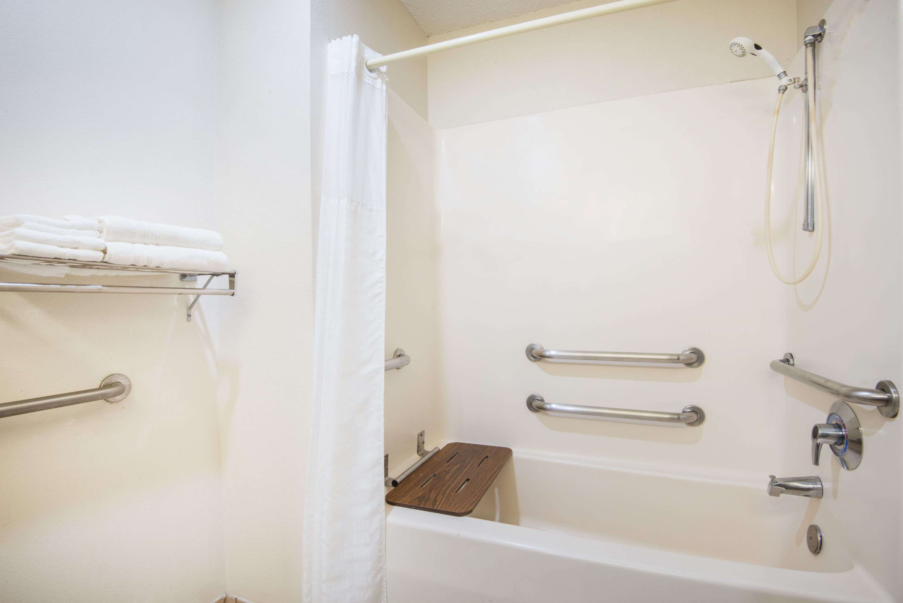 Microtel Inn & Suites by Wyndham Tulsa East