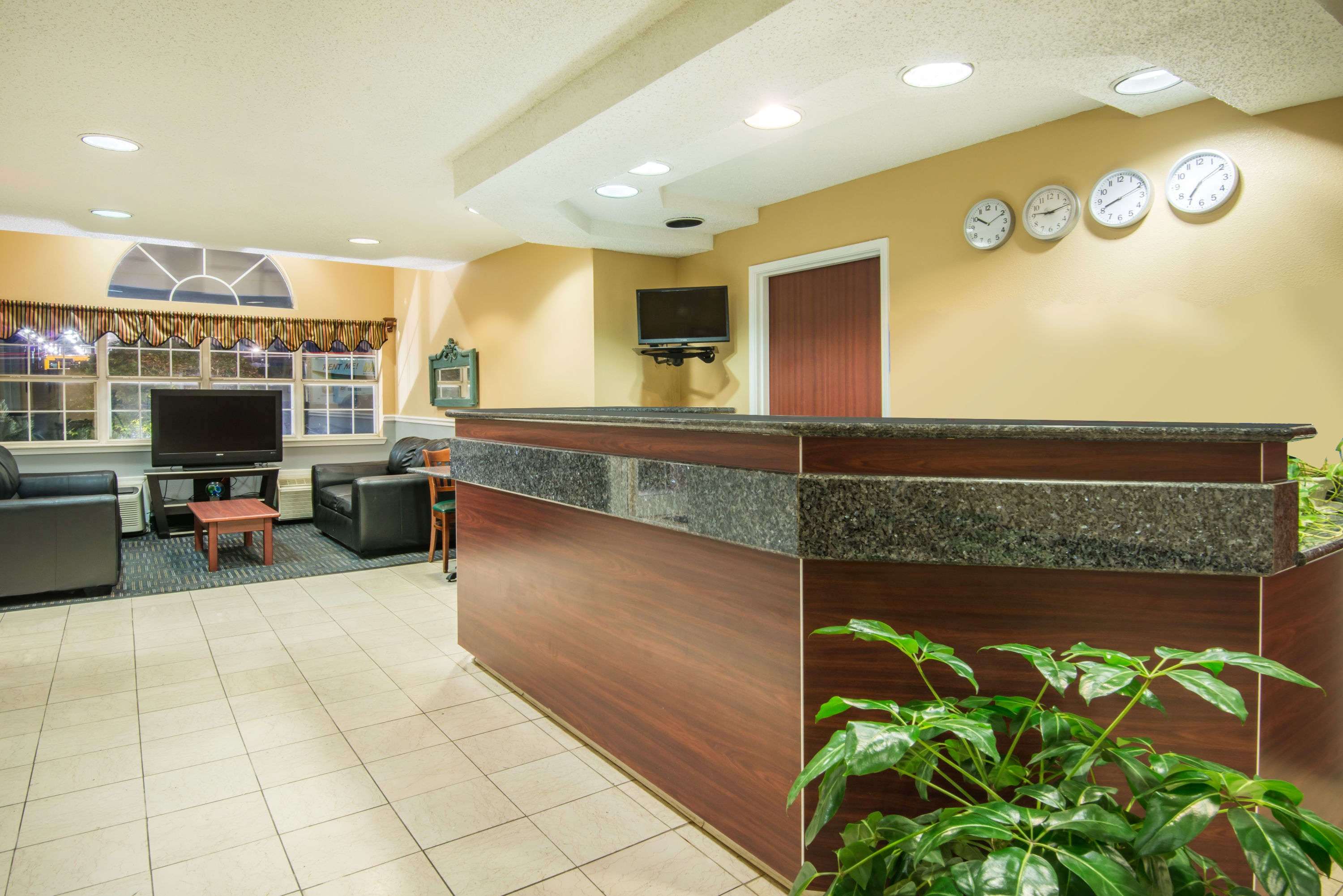 Microtel Inn & Suites by Wyndham Tulsa East