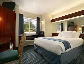 Microtel Inn & Suites by Wyndham Tulsa East
