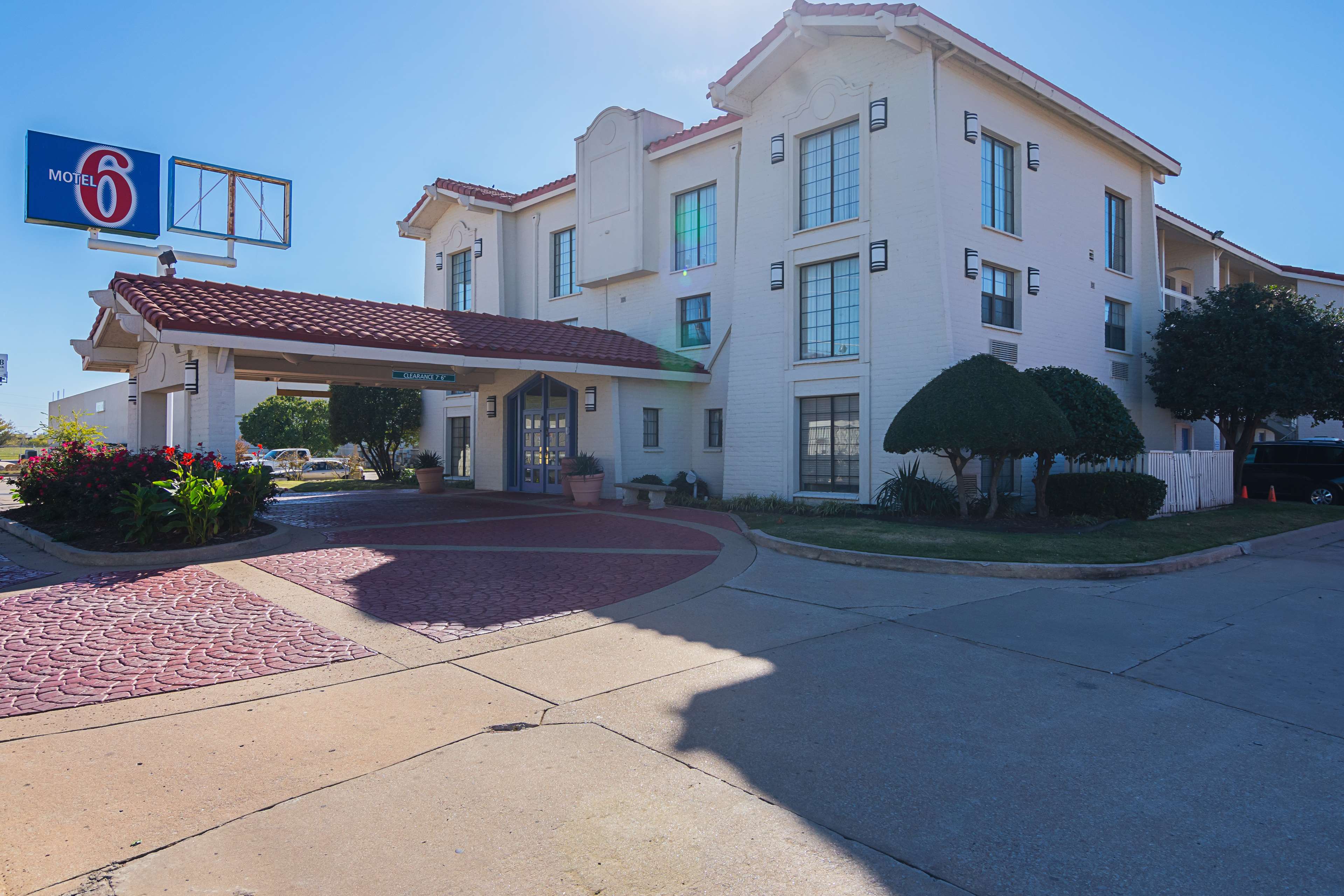 Eagle Suites Extended Stay Hotel, Tulsa - Hilti Park