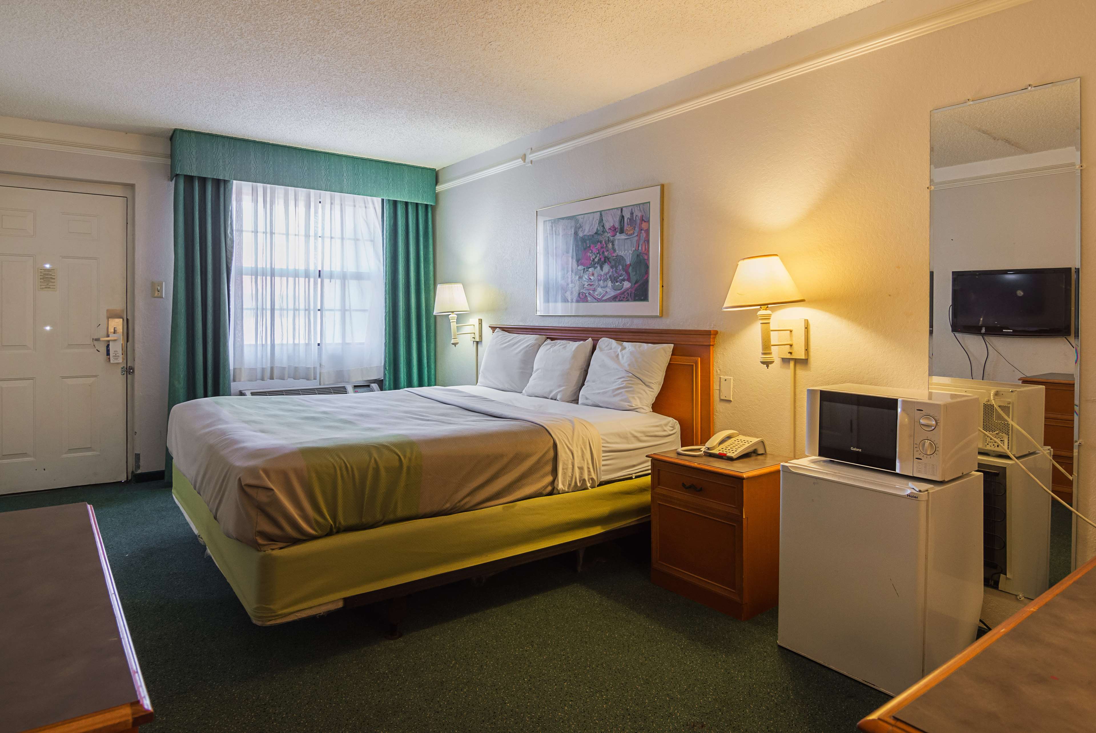 Eagle Suites Extended Stay Hotel, Tulsa - Hilti Park