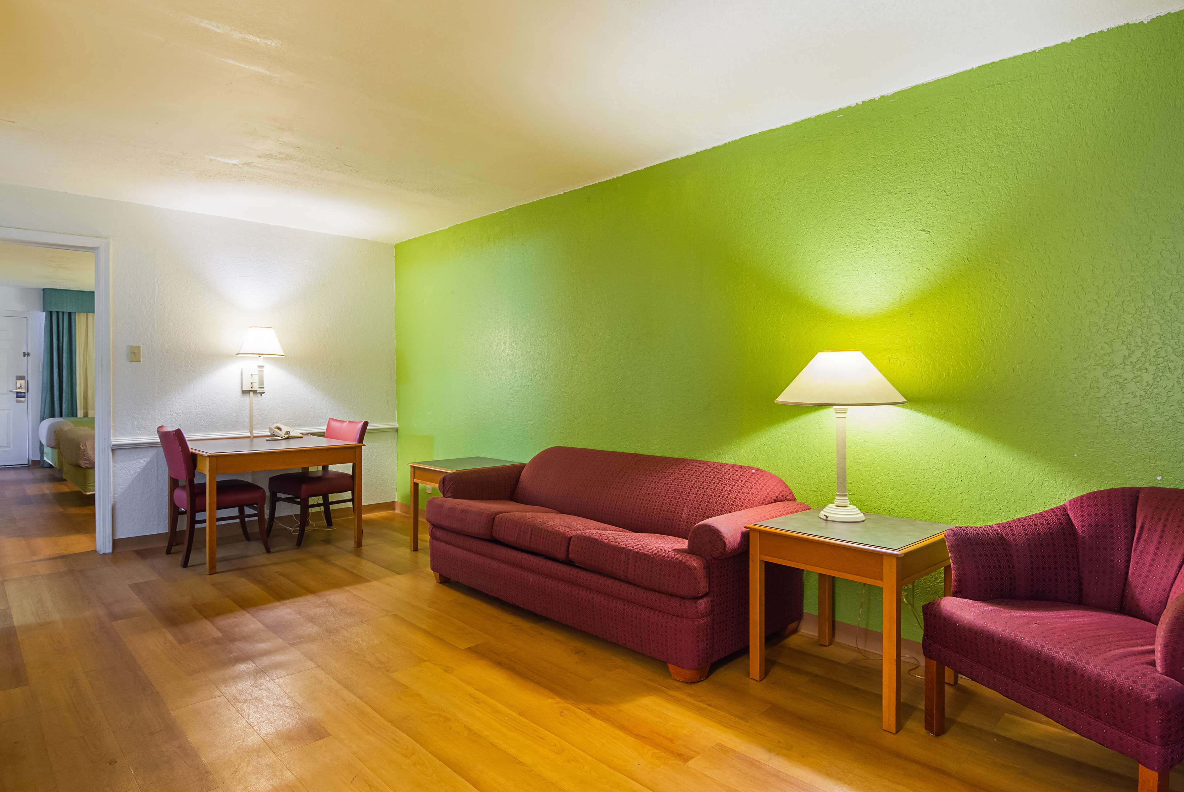 Eagle Suites Extended Stay Hotel, Tulsa - Hilti Park