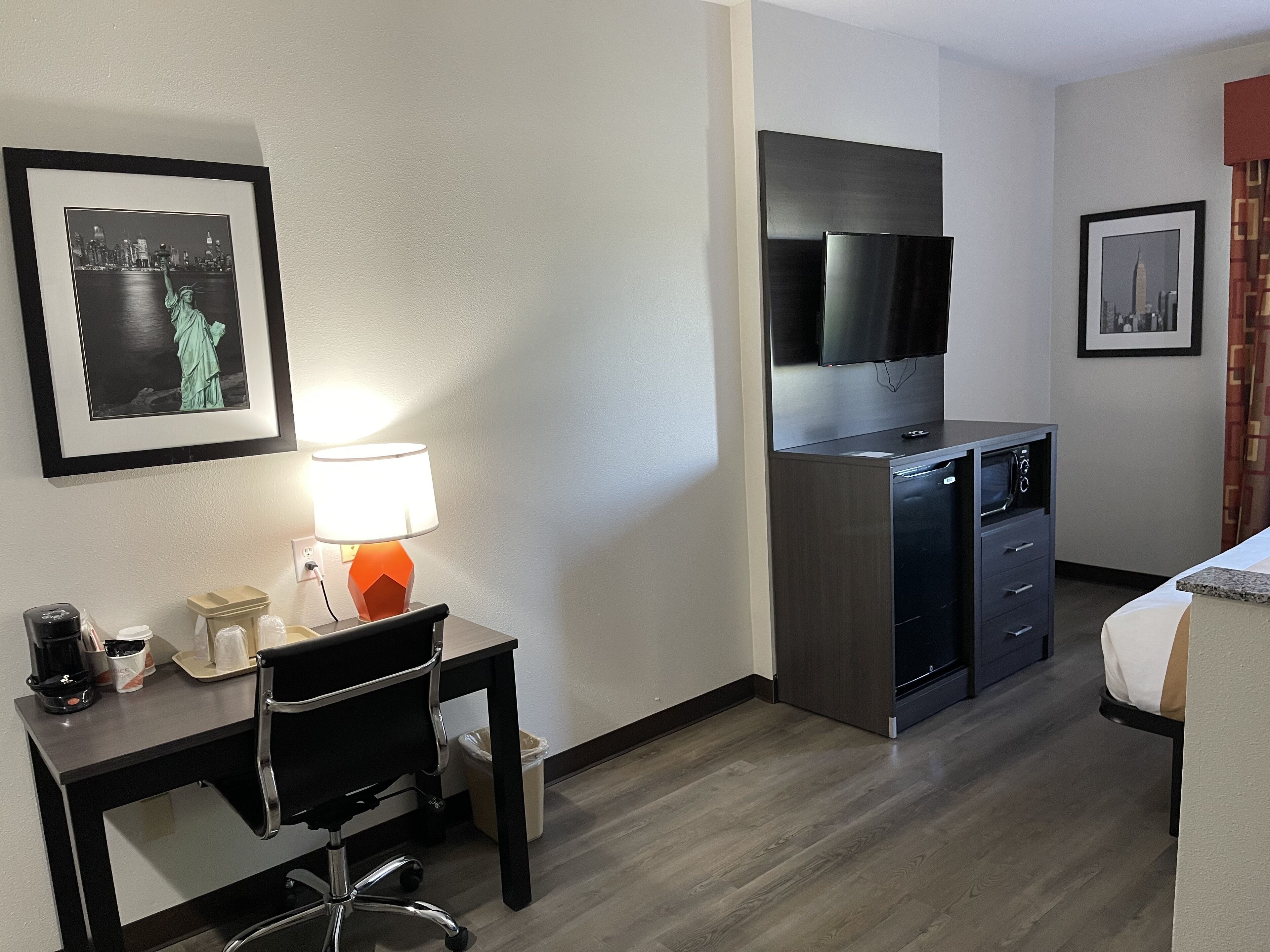Quality Suites I-44