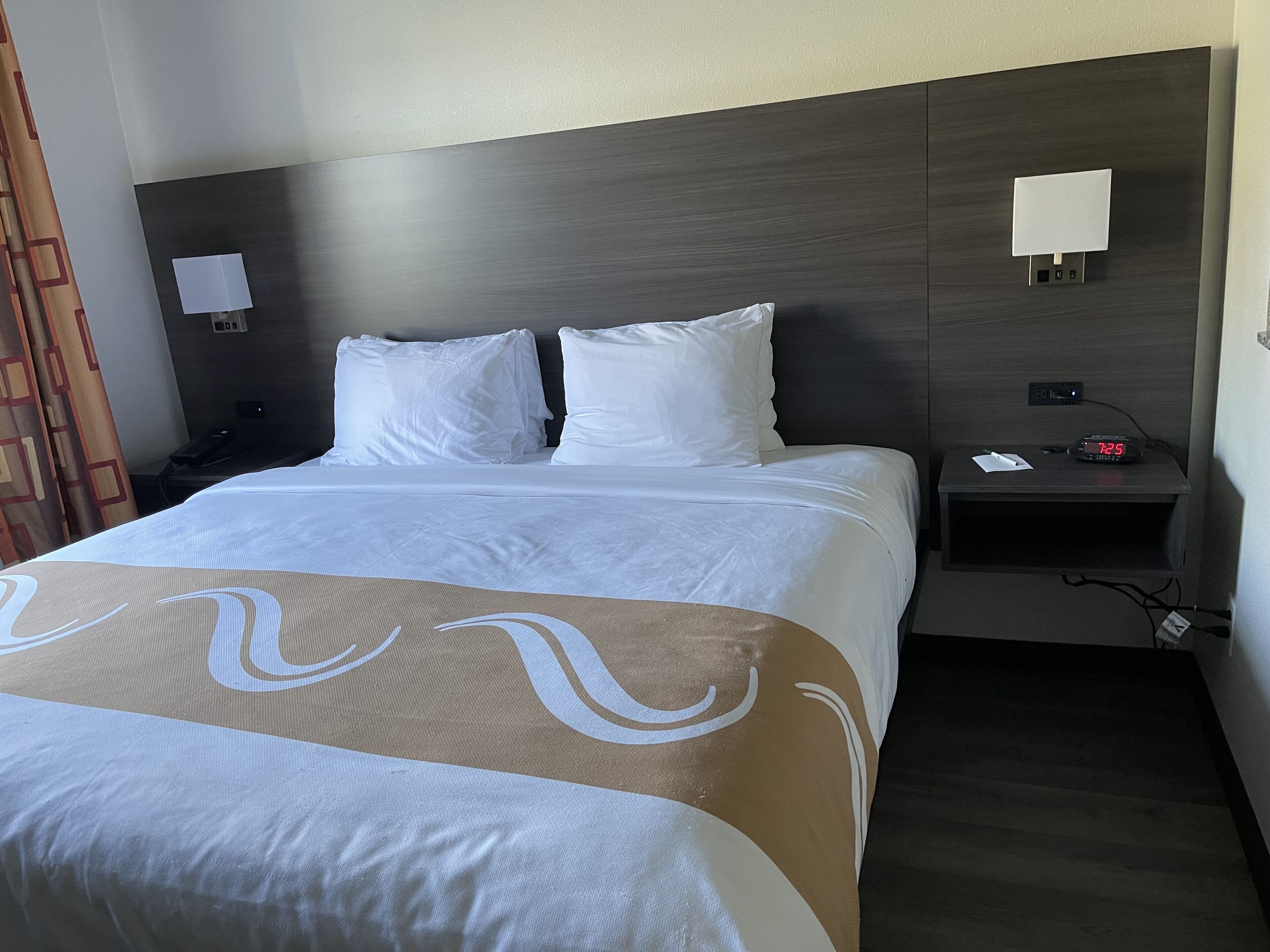 Quality Suites I-44