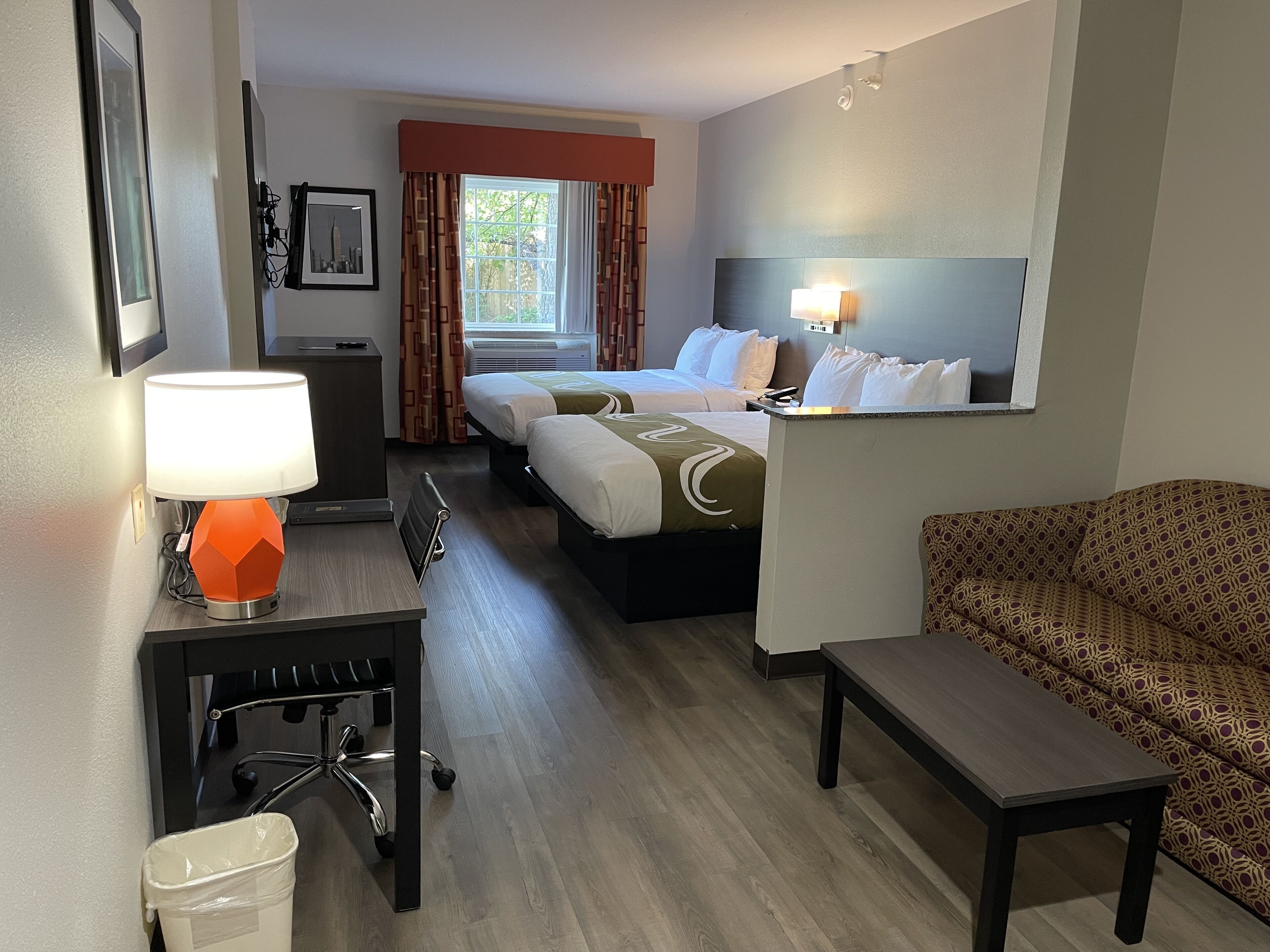 Quality Suites I-44