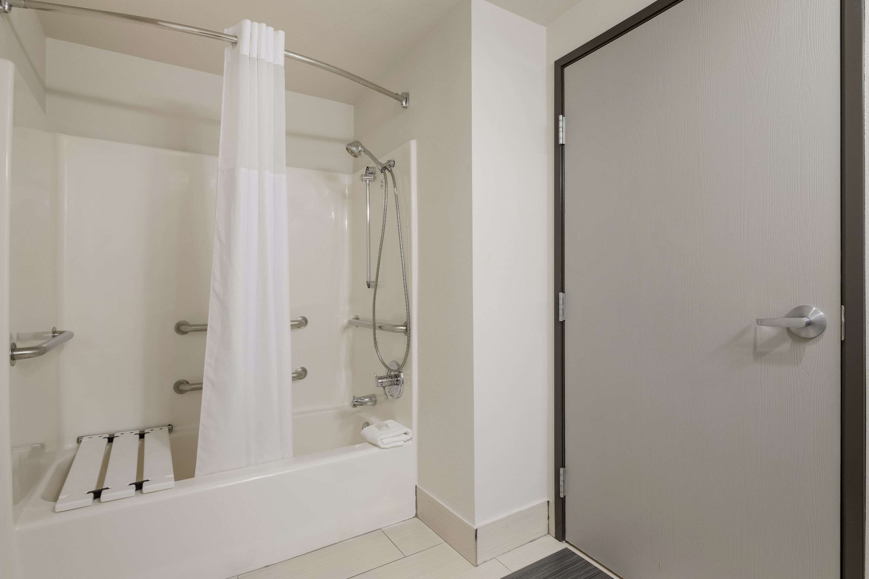 Quality Suites I-44