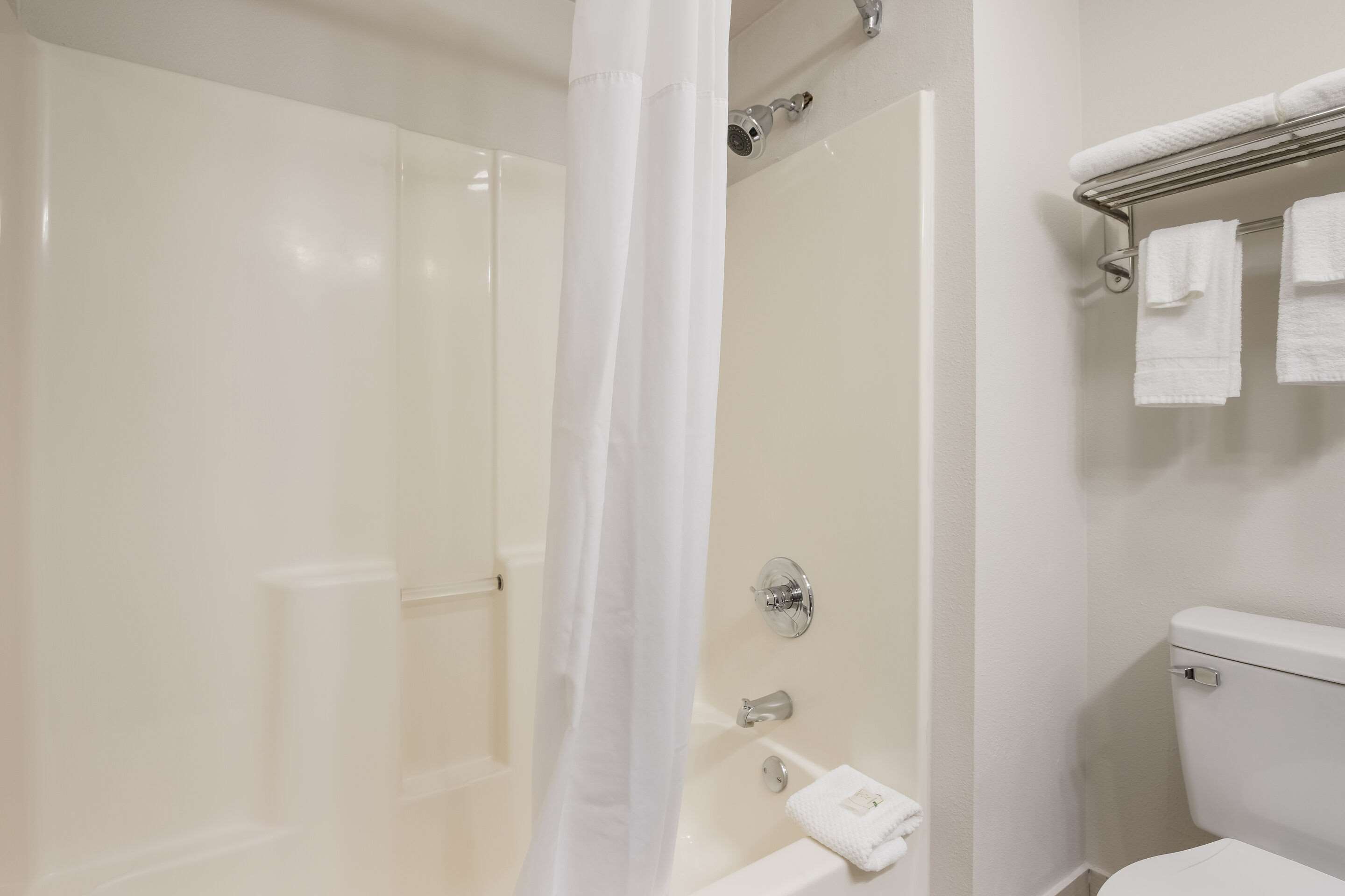 Quality Suites I-44