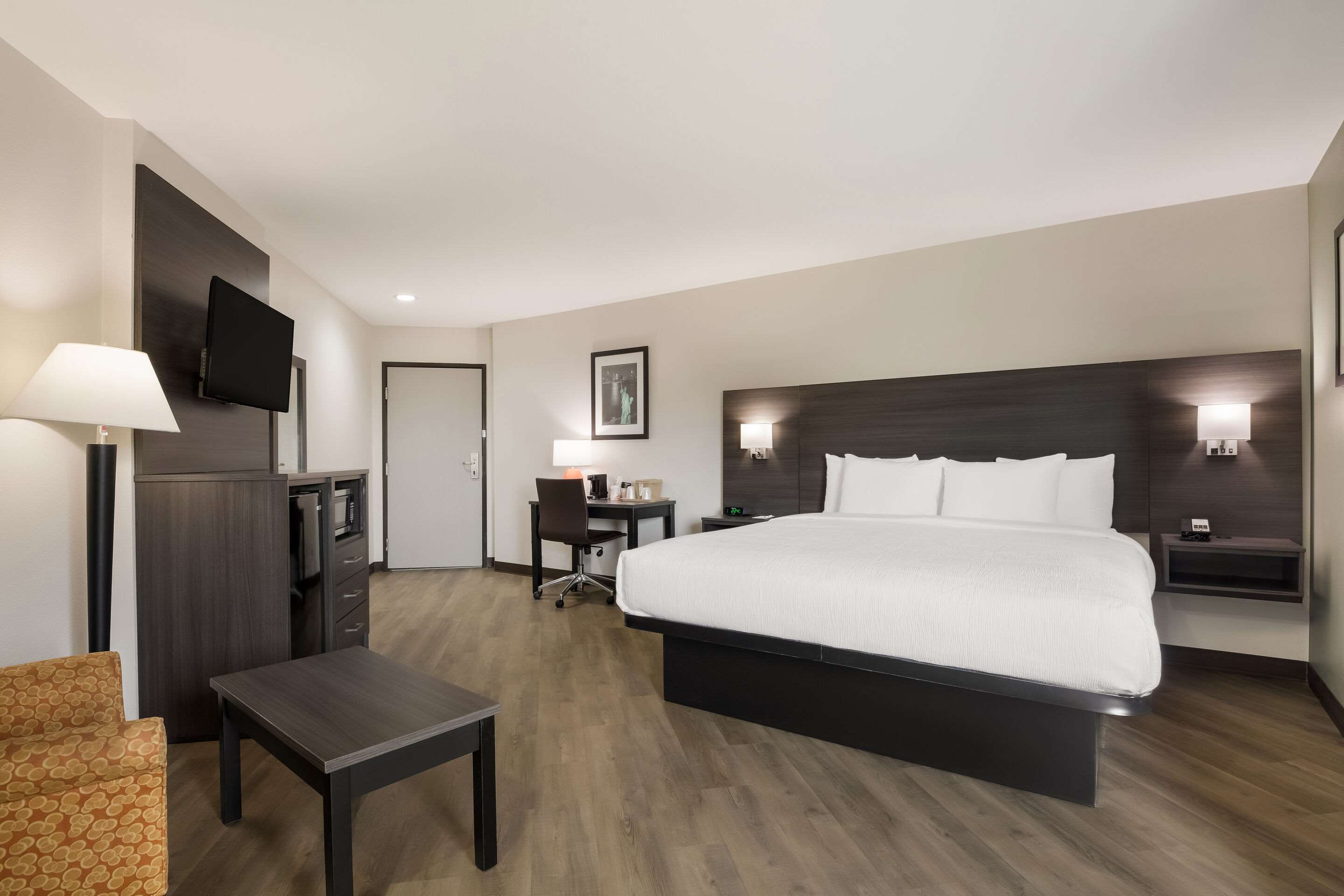 Quality Suites I-44