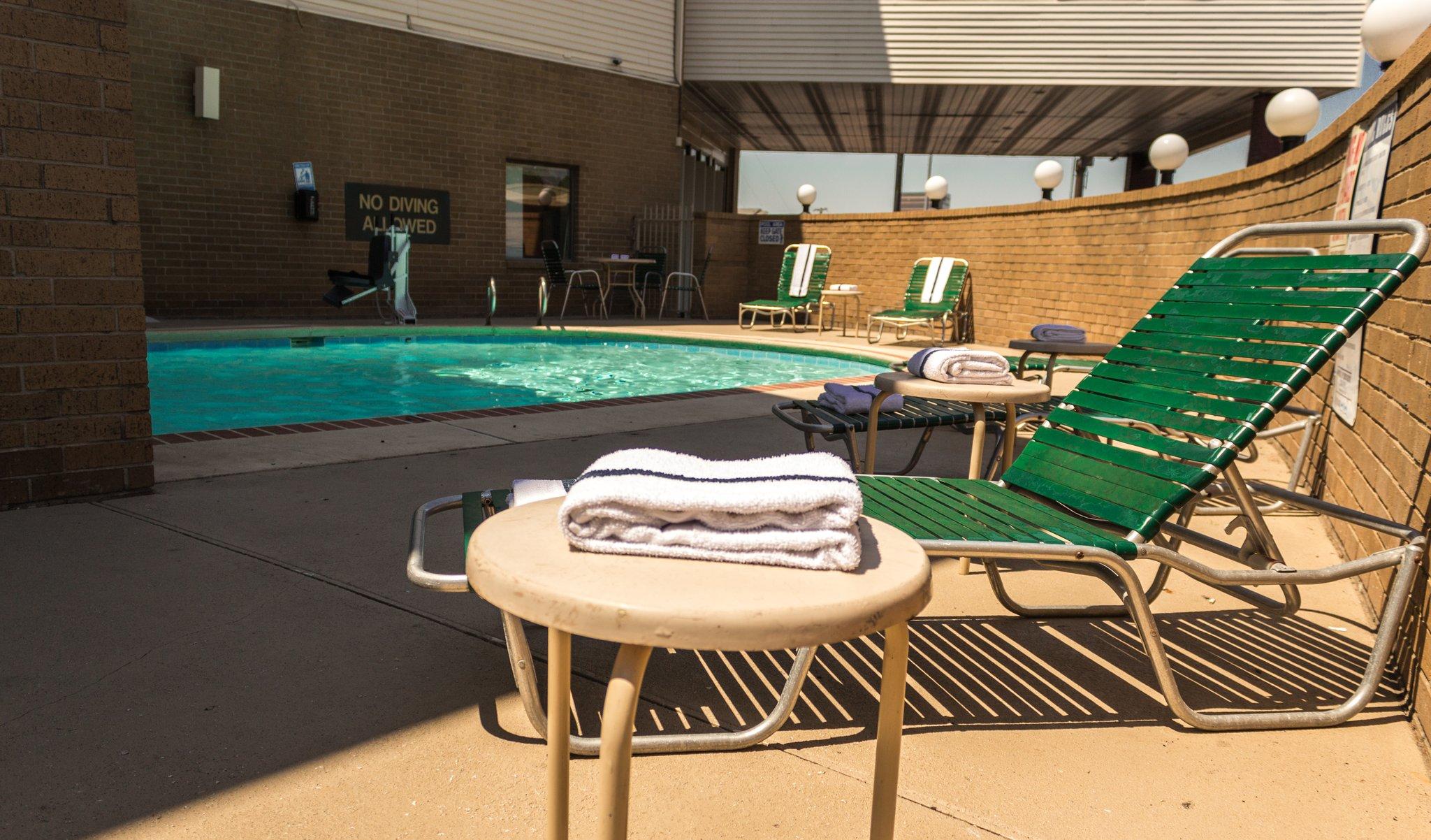 Red Roof Inn Tulsa