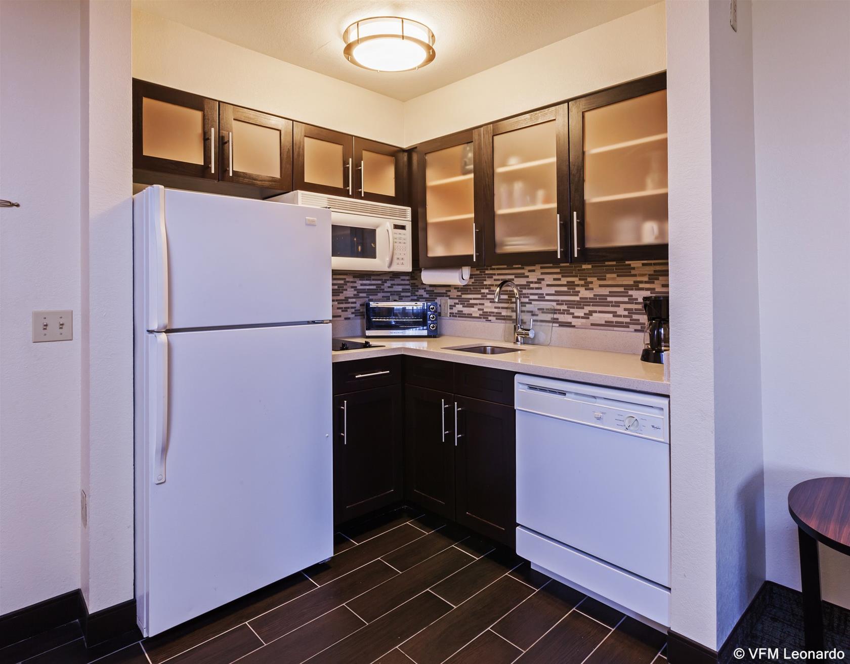 Staybridge Suites Tulsa - Woodland Hills