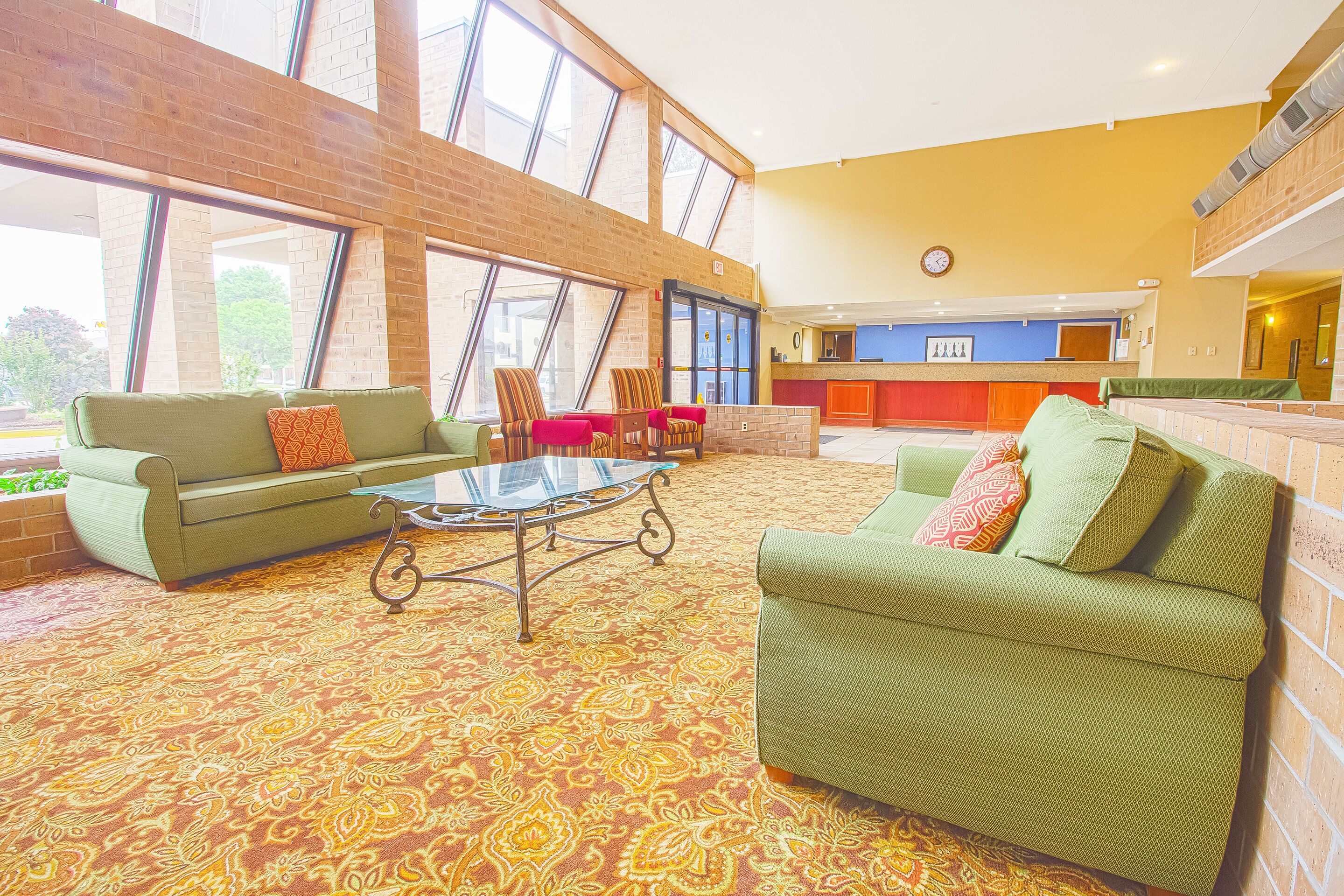 Tulsa Square Hotel Central, I-44 by OYO