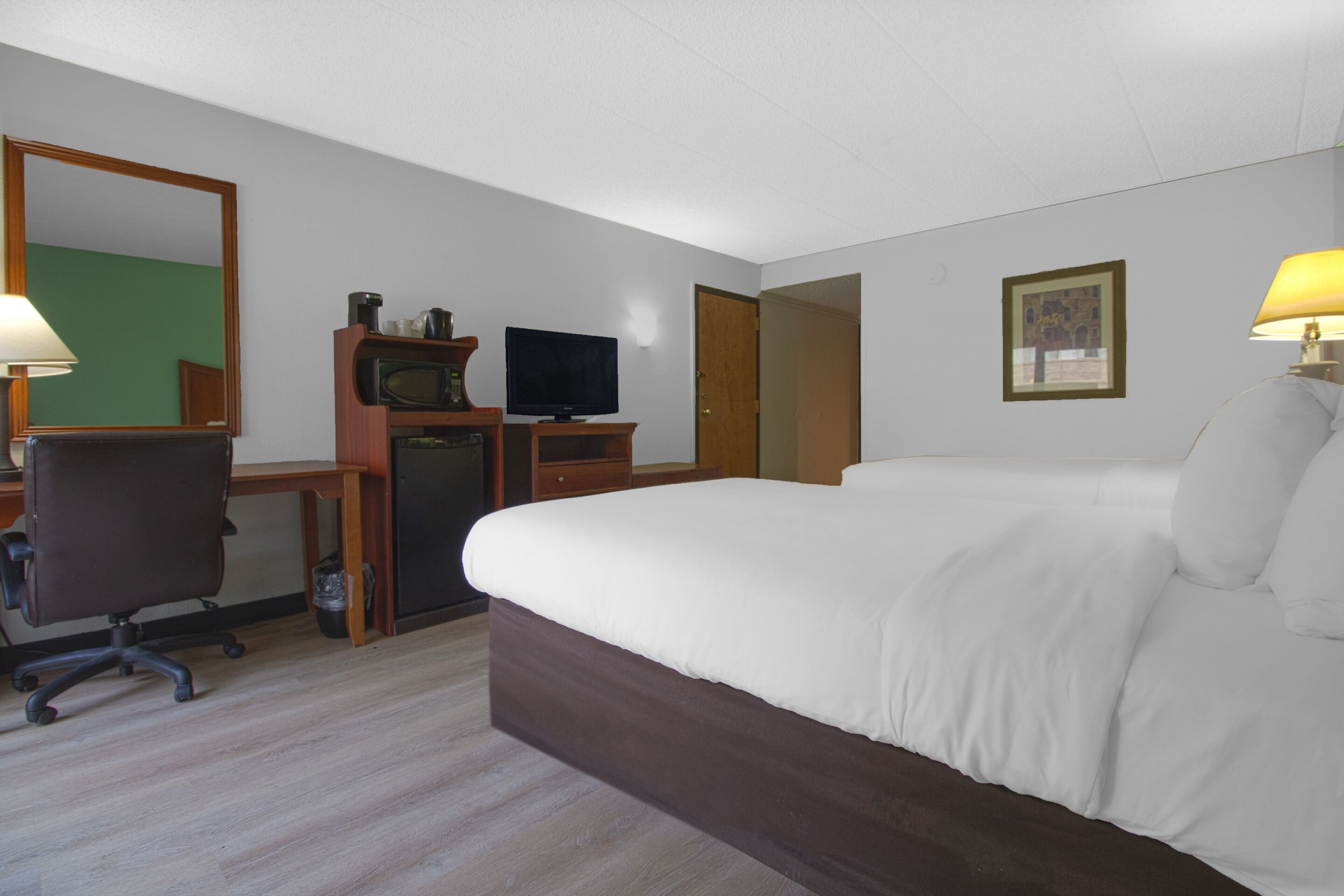 Tulsa Square Hotel Central, I-44 by OYO