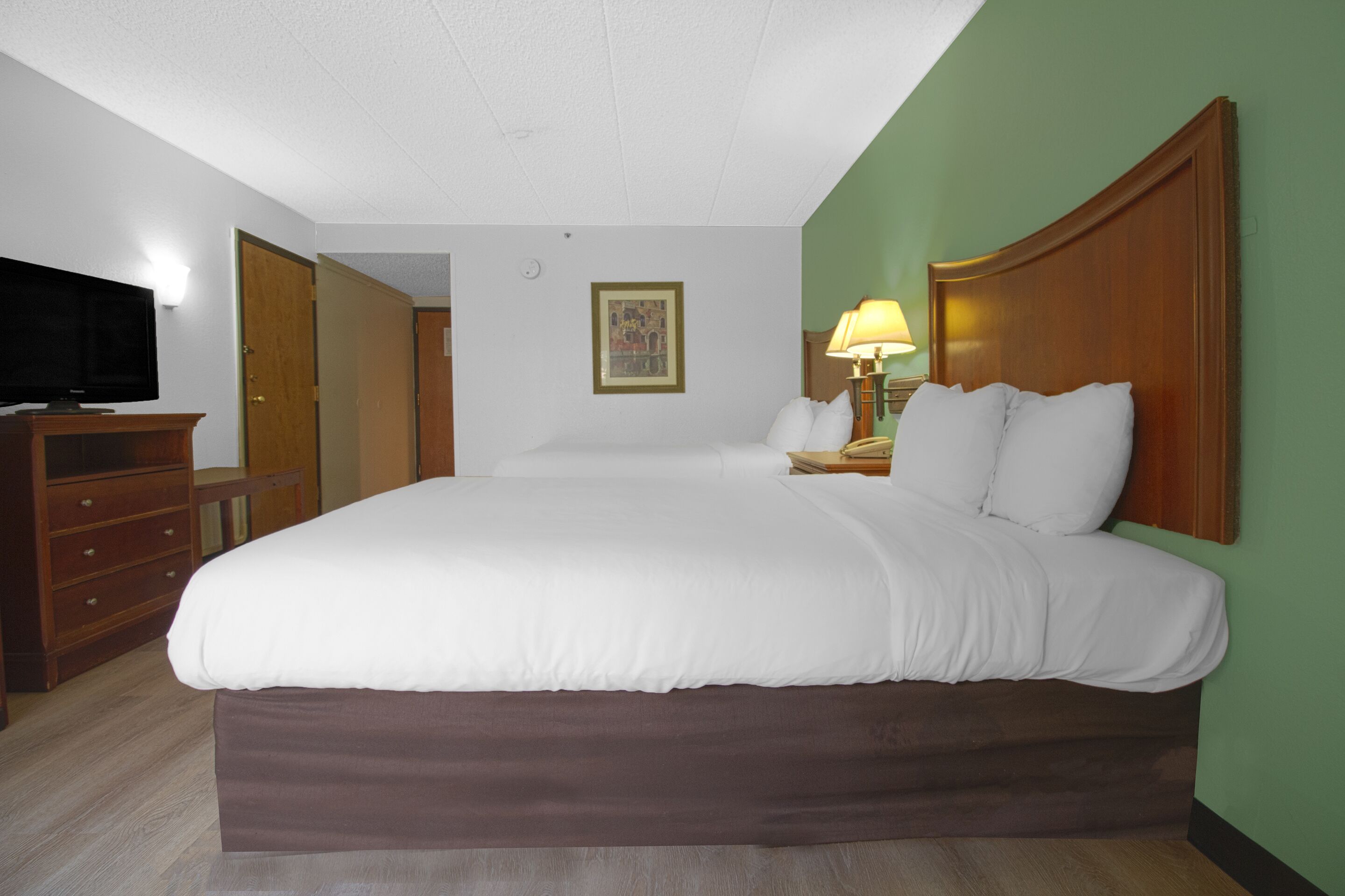 Tulsa Square Hotel Central, I-44 by OYO