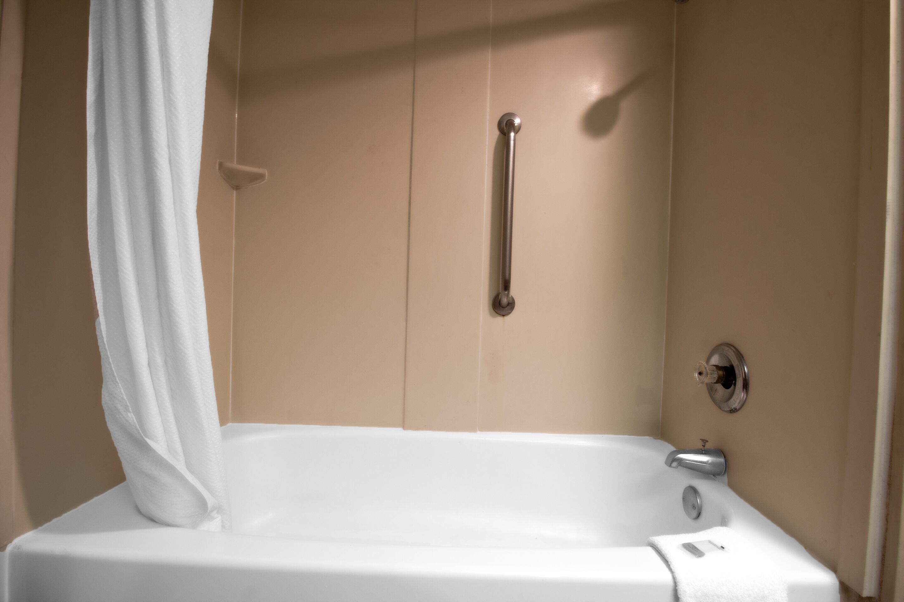 Tulsa Square Hotel Central, I-44 by OYO
