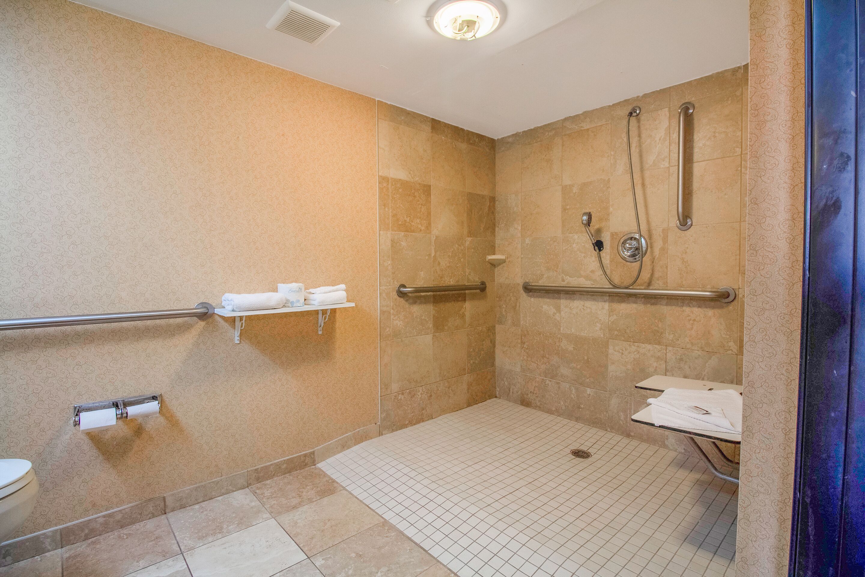 Tulsa Square Hotel Central, I-44 by OYO