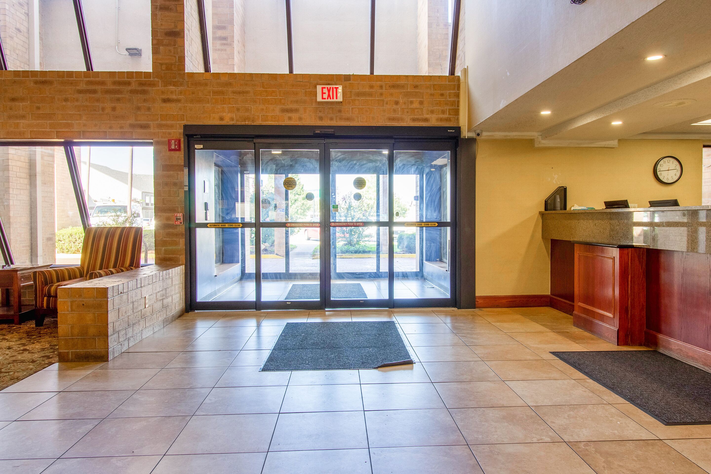 Tulsa Square Hotel Central, I-44 by OYO