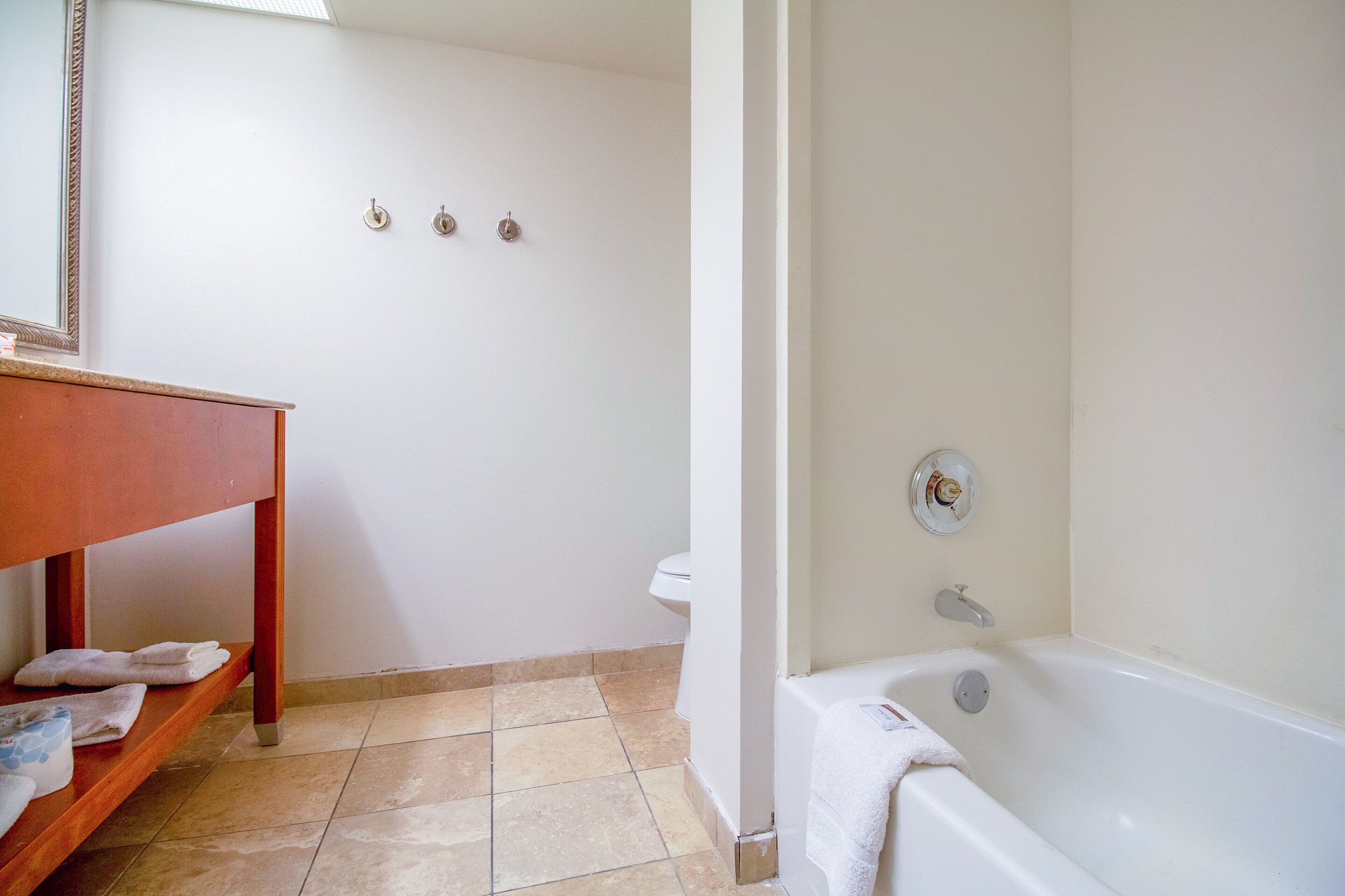 Tulsa Square Hotel Central, I-44 by OYO