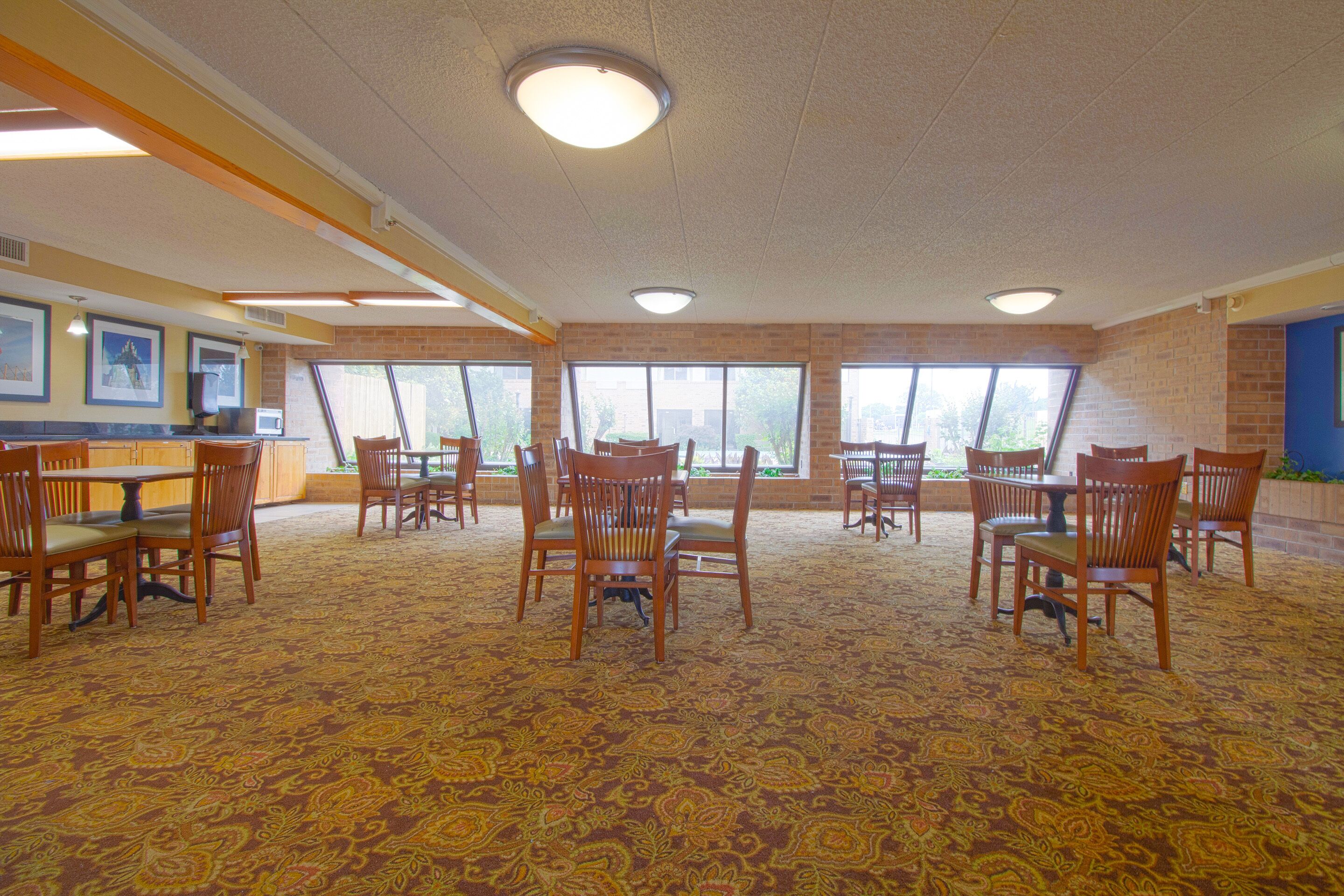 Tulsa Square Hotel Central, I-44 by OYO