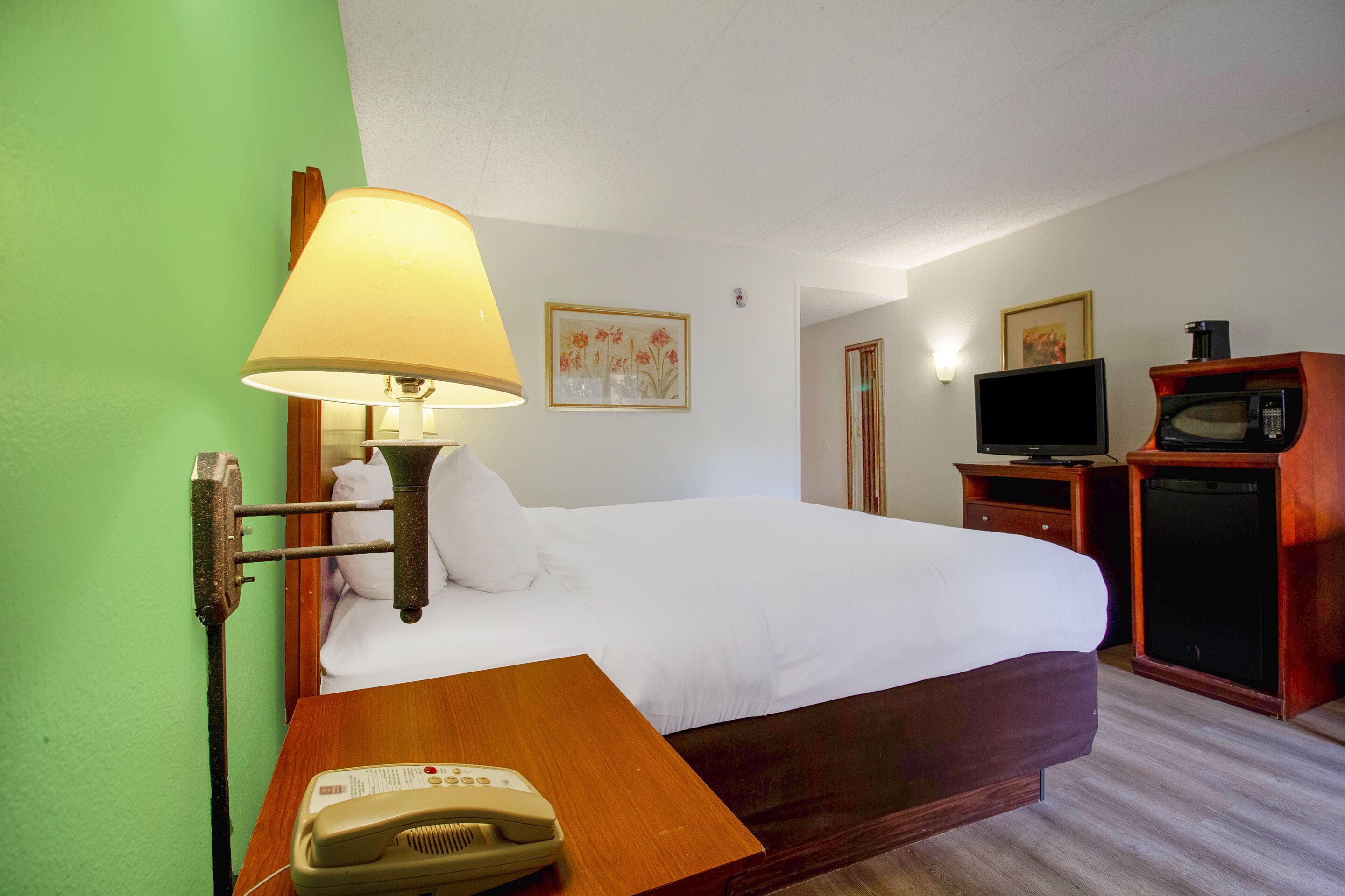 Tulsa Square Hotel Central, I-44 by OYO